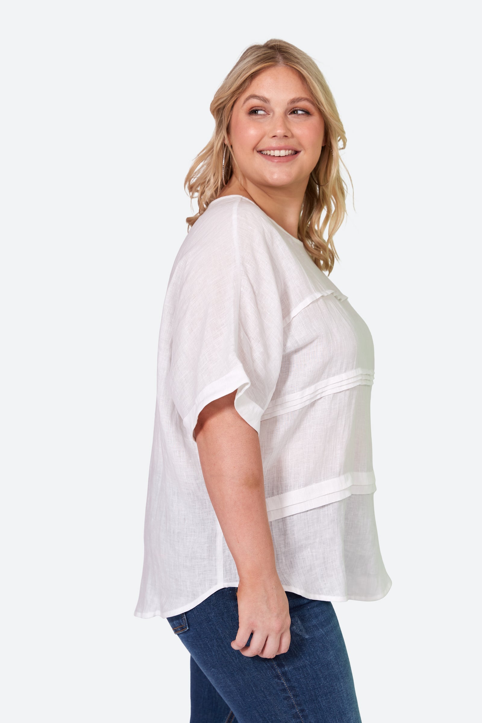 La Vie Pintuck Top - Blanc - eb&ive Clothing - Top S/S Linen