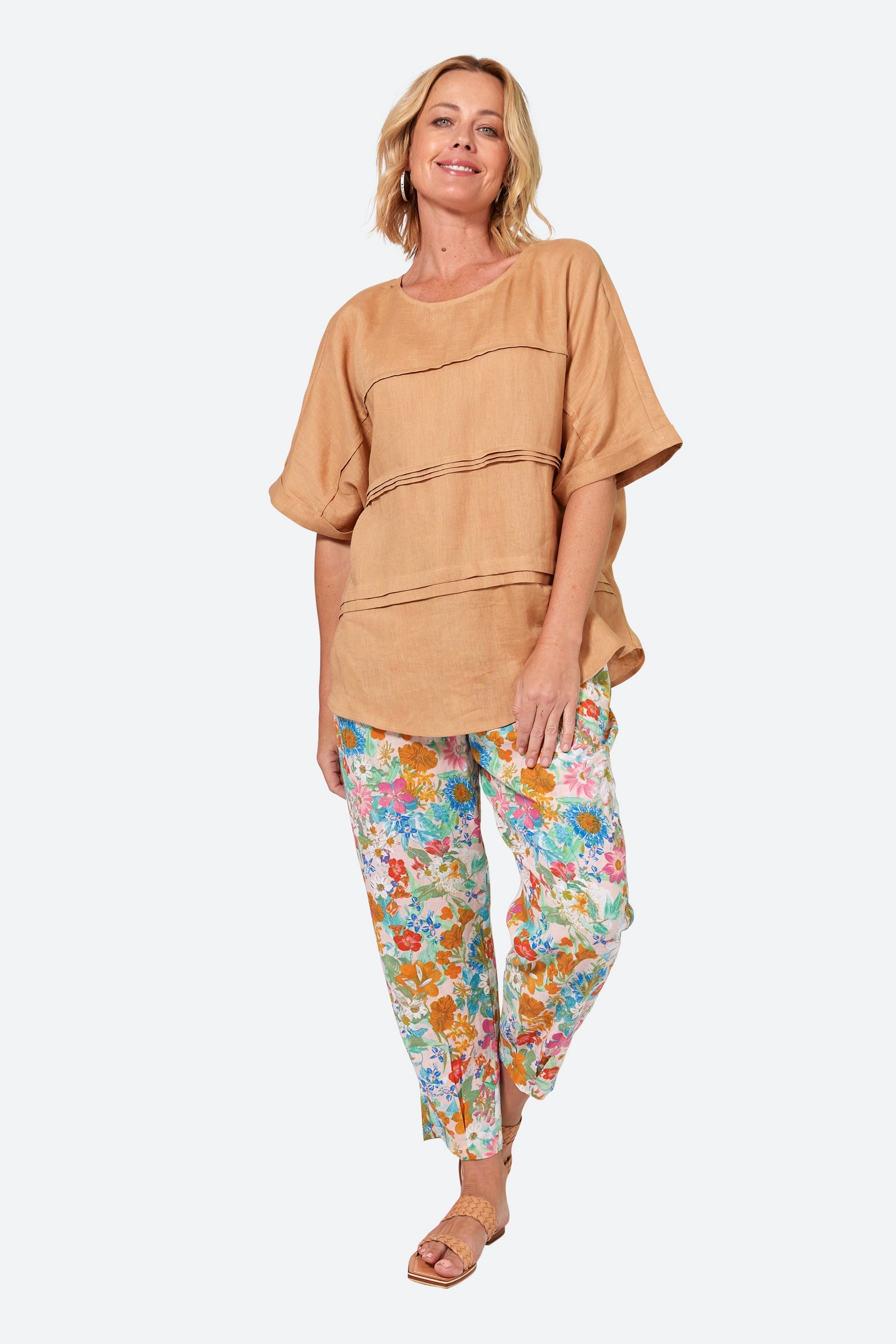 La Vie Pintuck Top - Caramel - eb&ive Clothing - Top S/S Linen