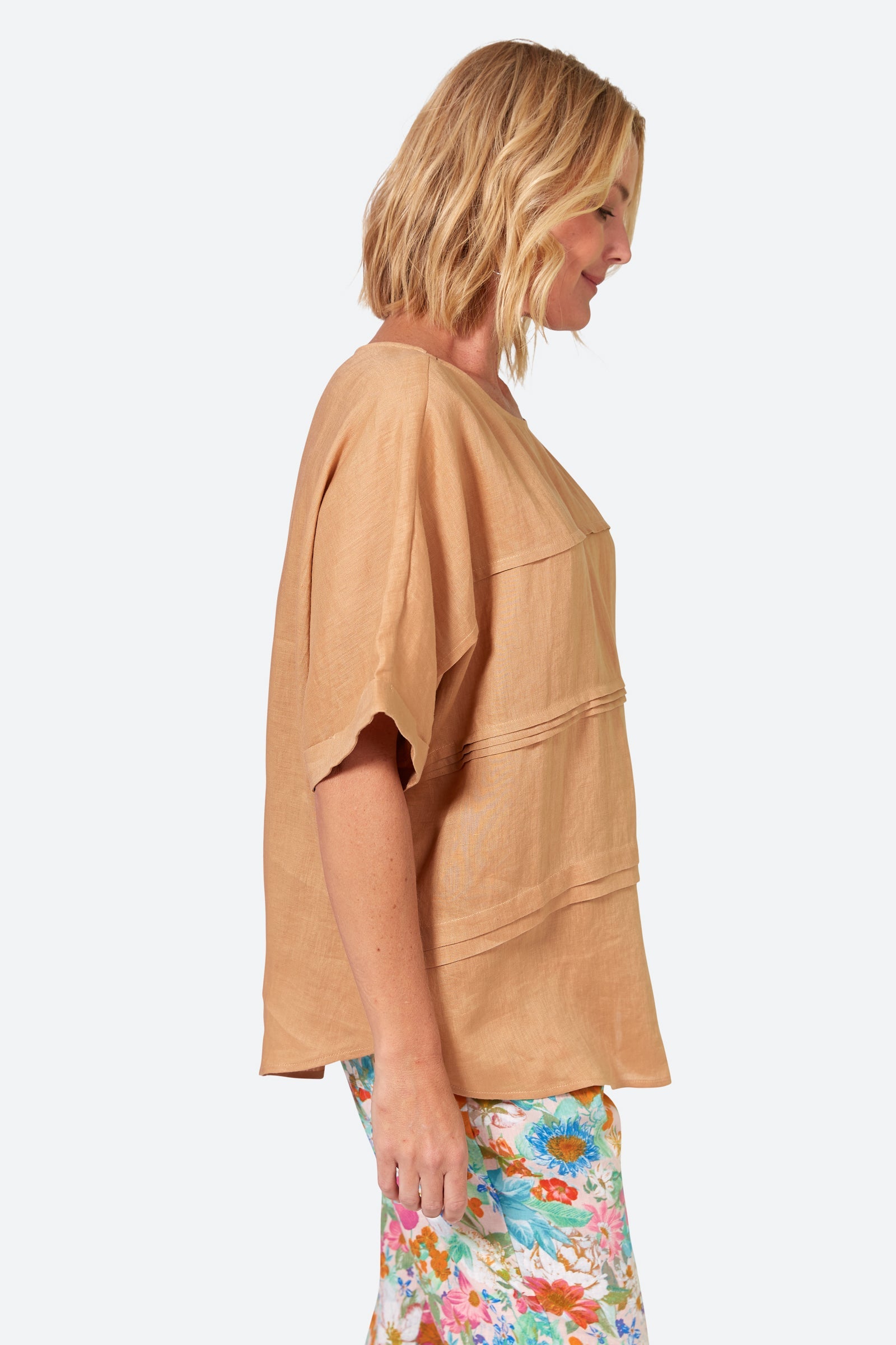 La Vie Pintuck Top - Caramel - eb&ive Clothing - Top S/S Linen