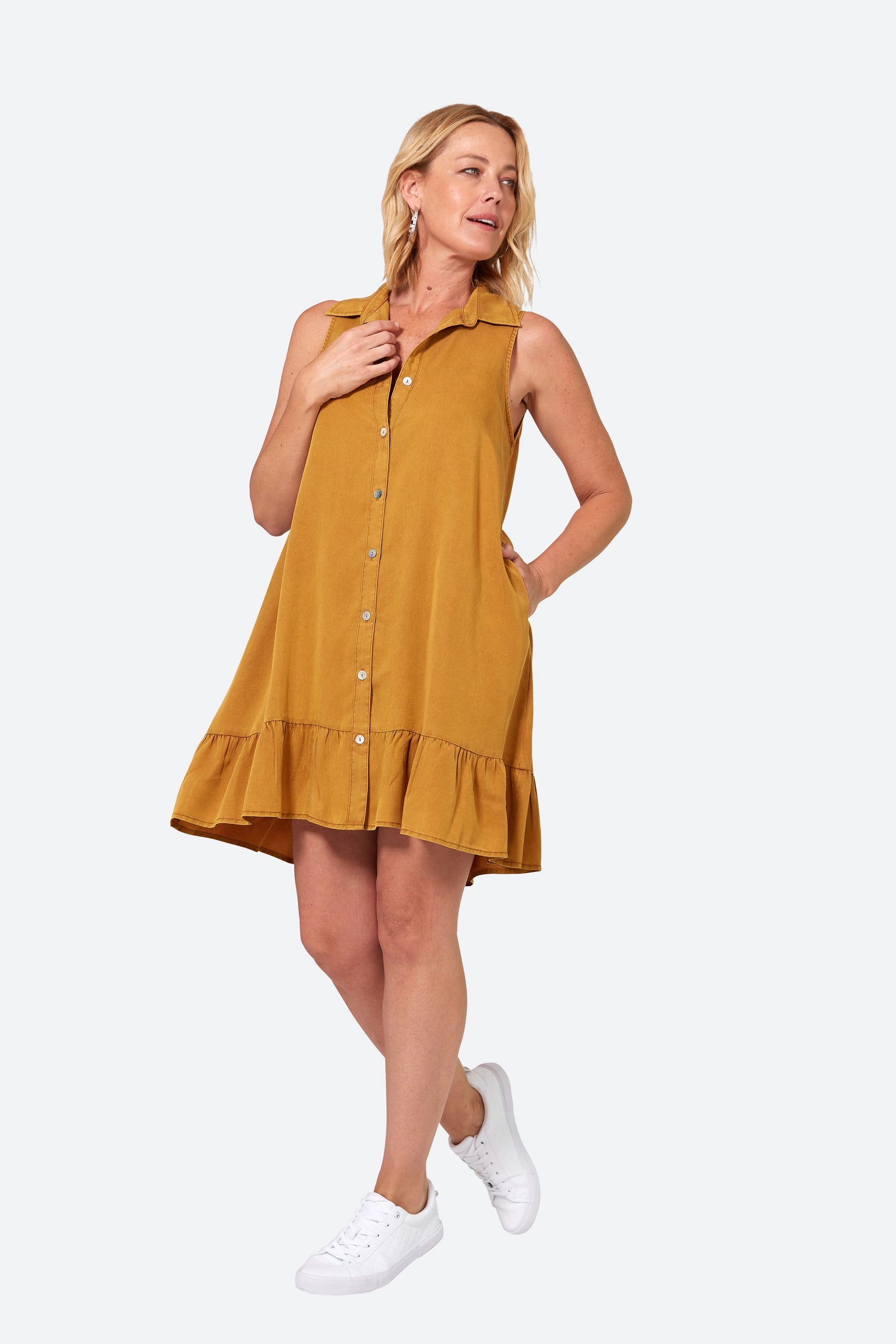 Elan Sleeveless Dress - Honey - eb&ive Clothing - Dress Mid Sleeveless
