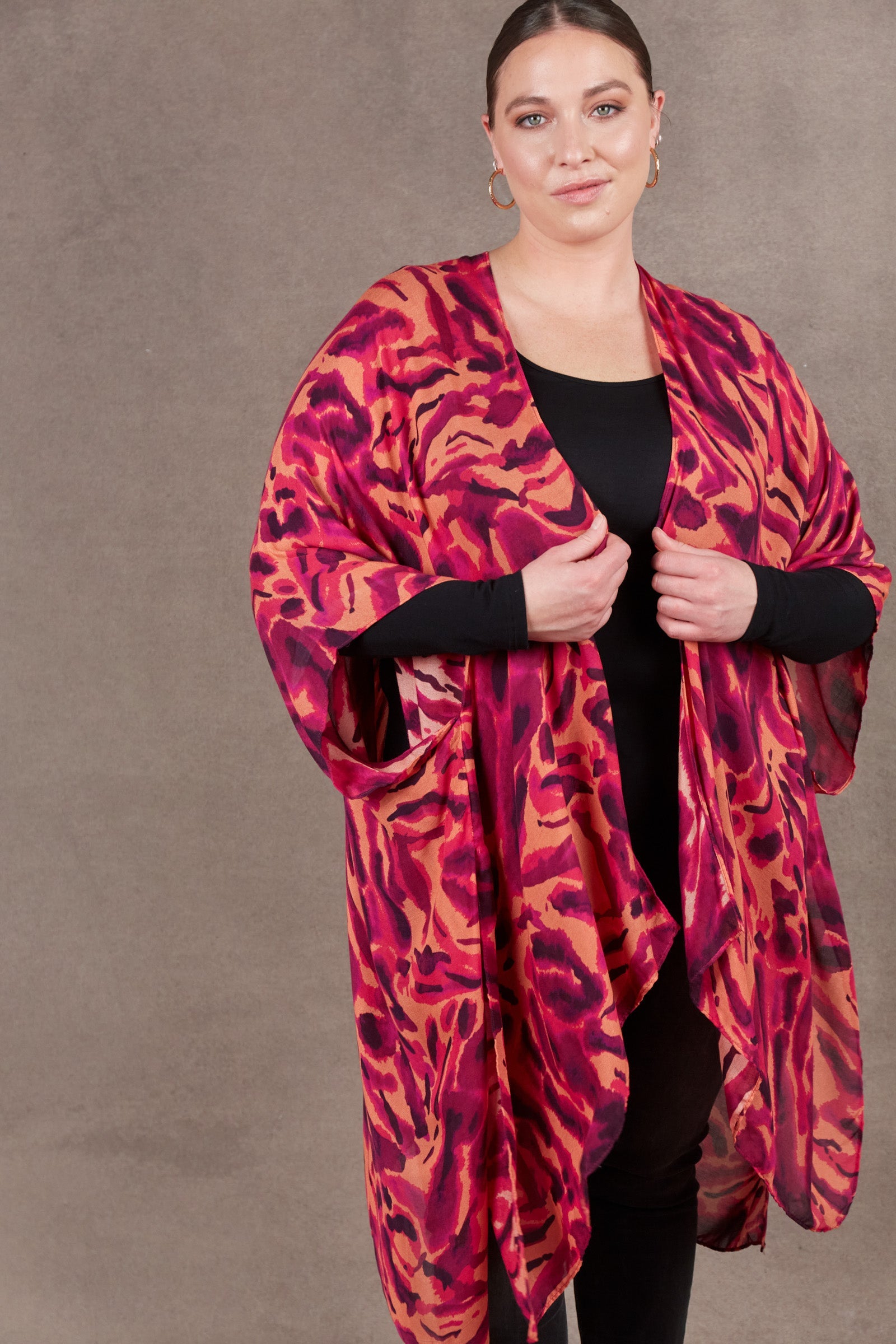 Mayan Cape - Magenta - eb&ive Clothing - Kimono Cape Short One Size