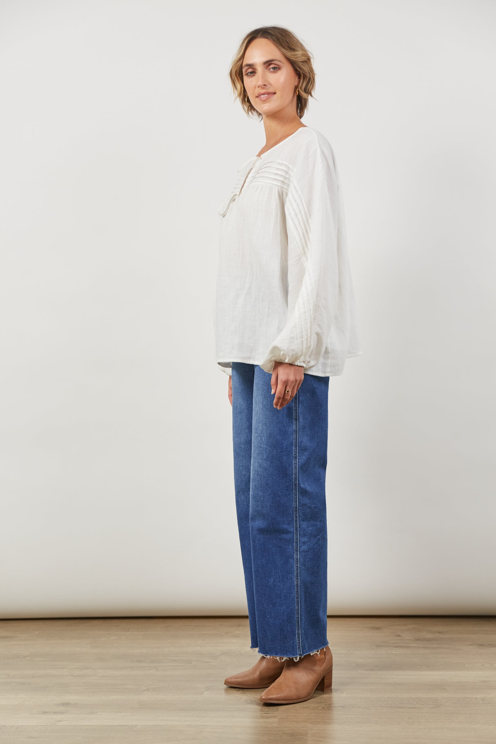 Panorama Tuck Blouse - Dove