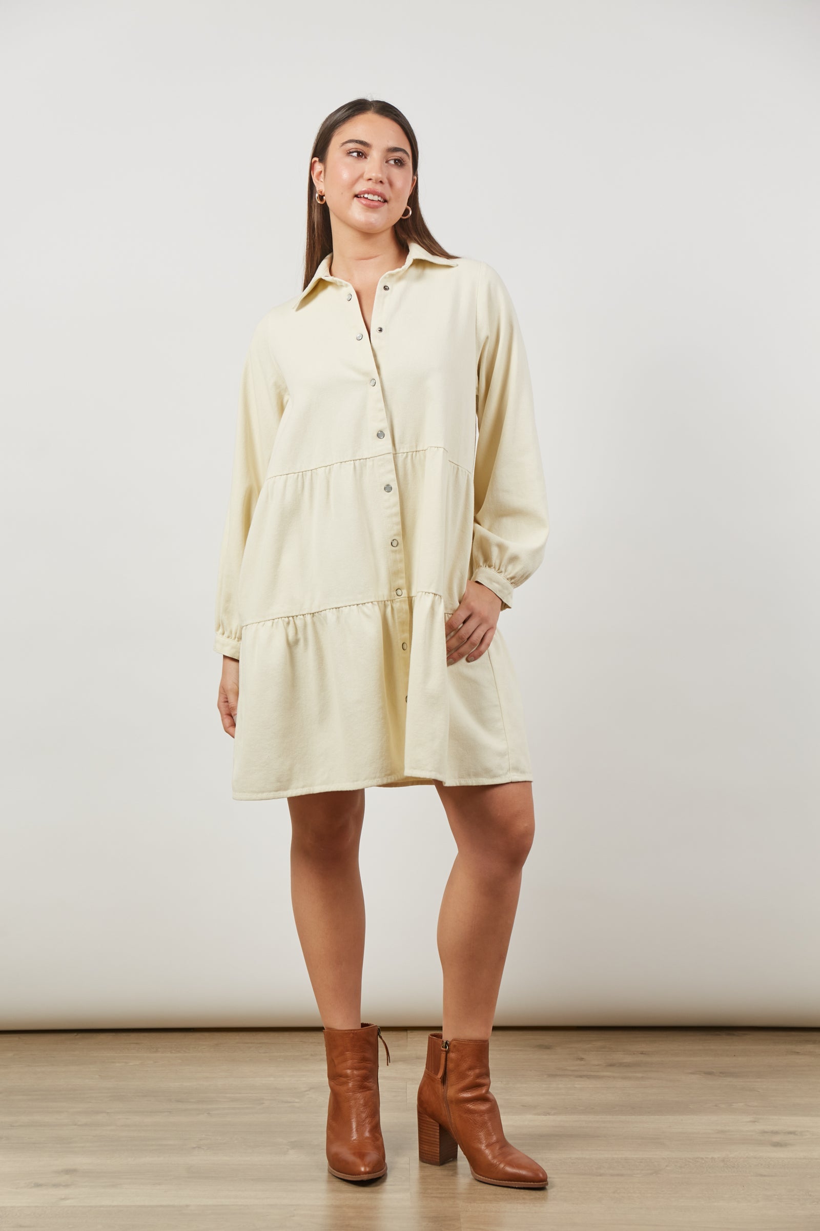 Urban Dress - Creme - Isle of Mine Clothing - Shirt Dress Mid