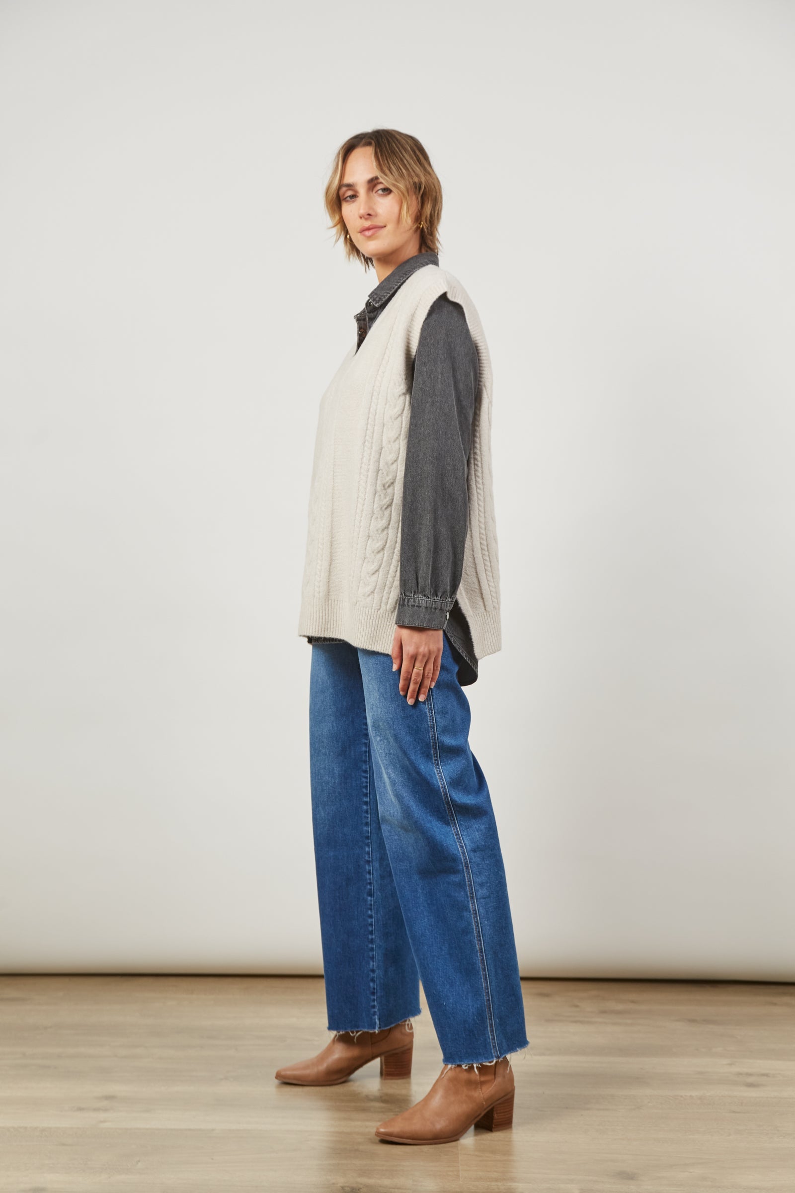Renew Vest - Creme - Isle of Mine Clothing - Vest