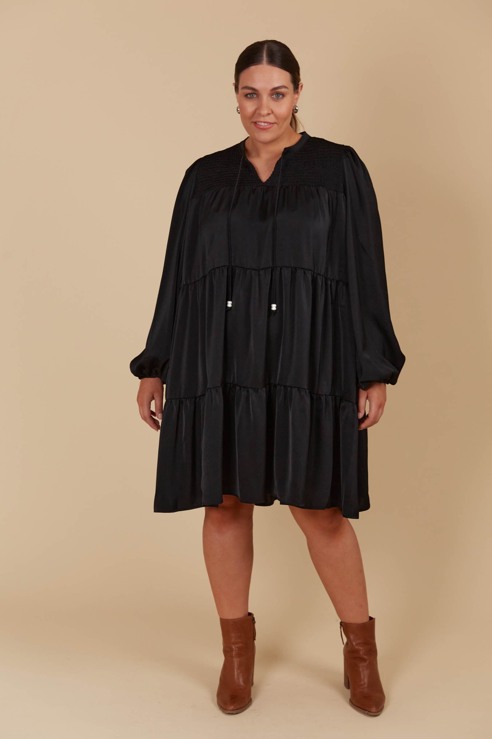 Maia Dress - Onyx