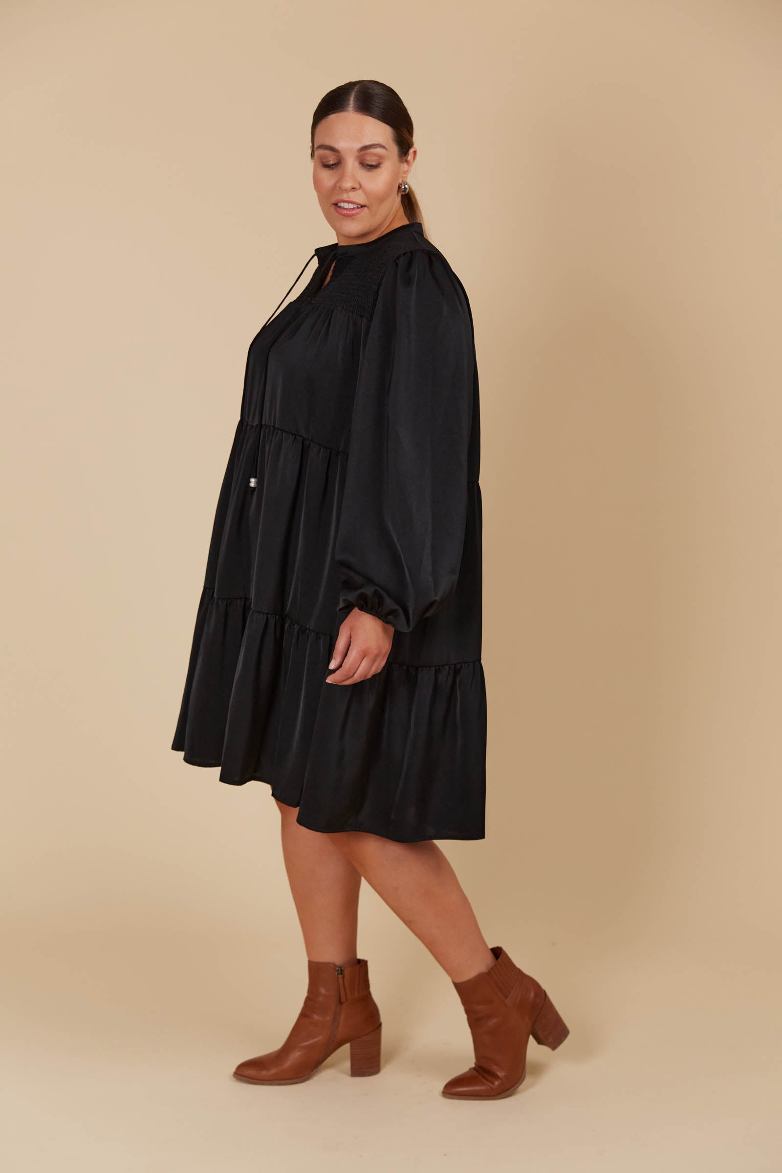 Maia Dress - Onyx