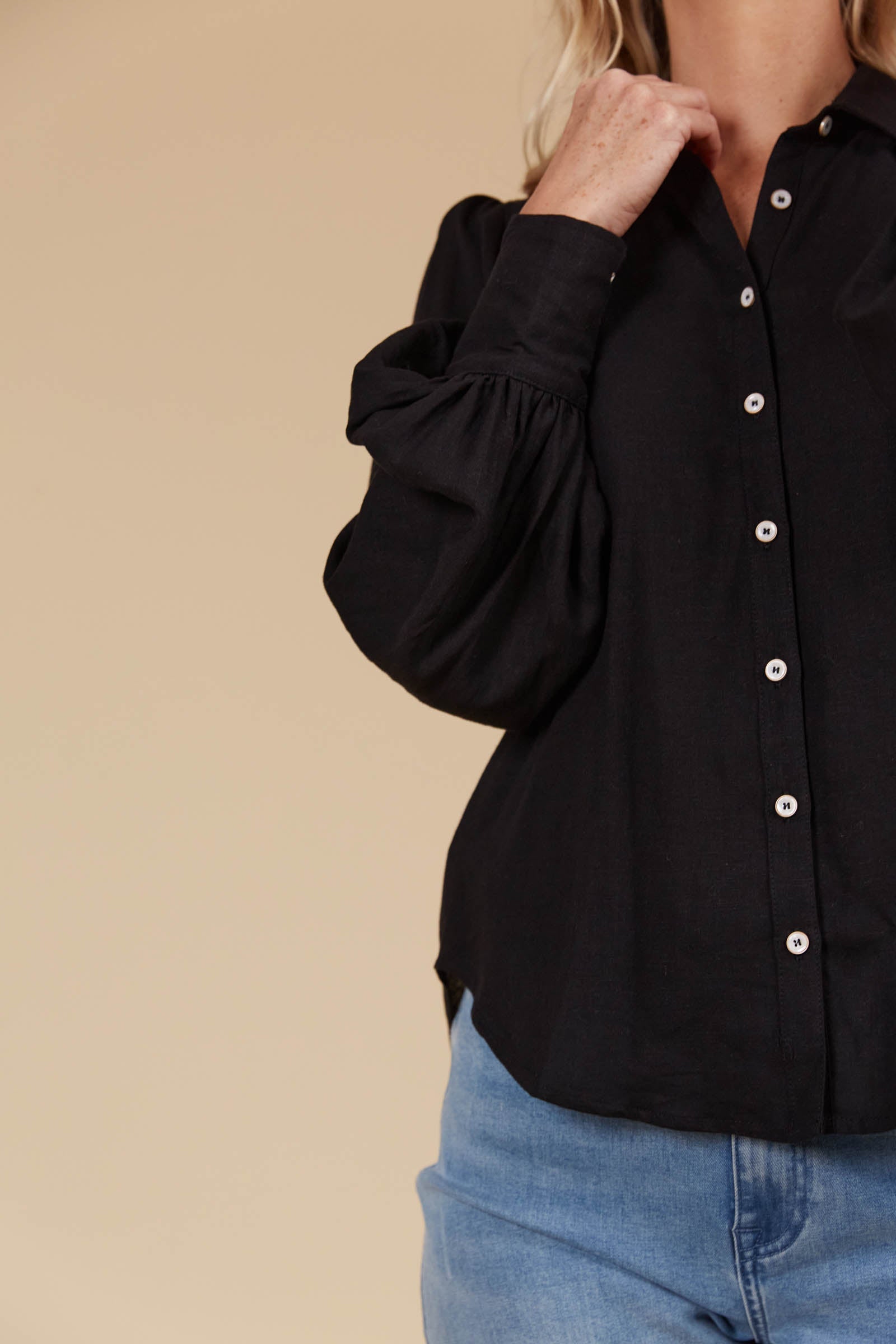 Venus Shirt - Onyx