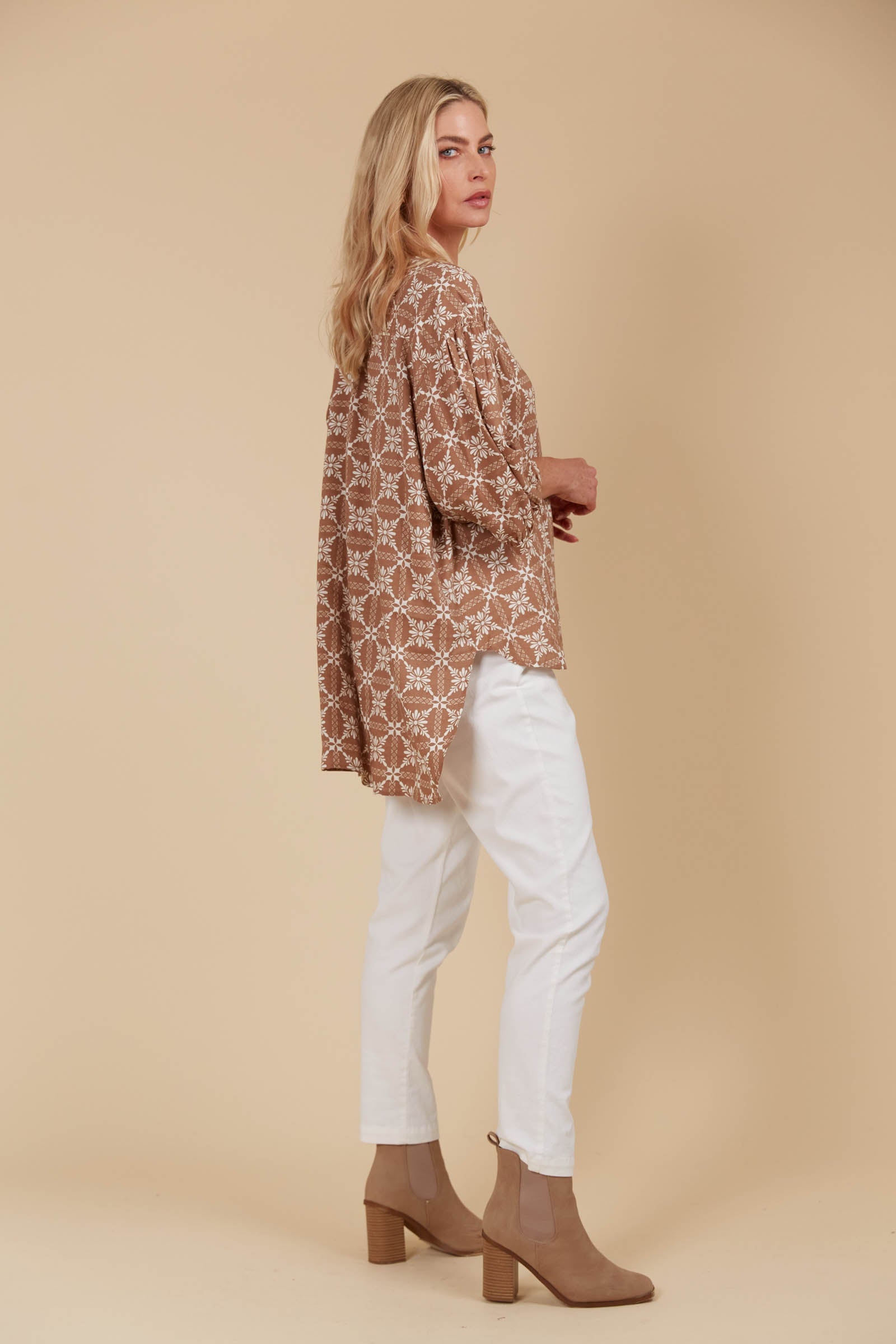 Venus Relaxed Top - Deity