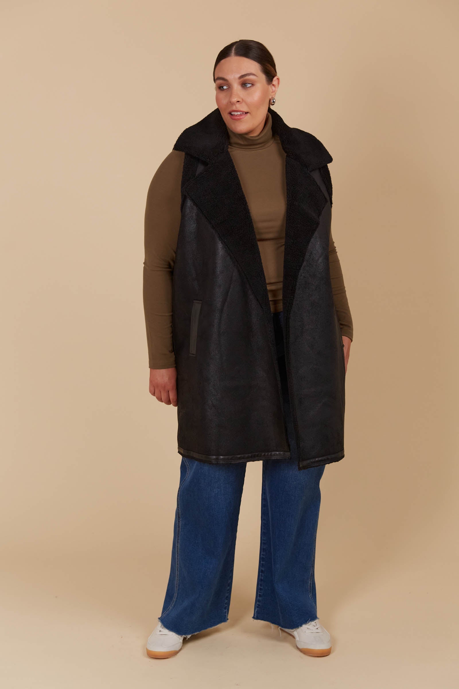 Eris Vest - Onyx