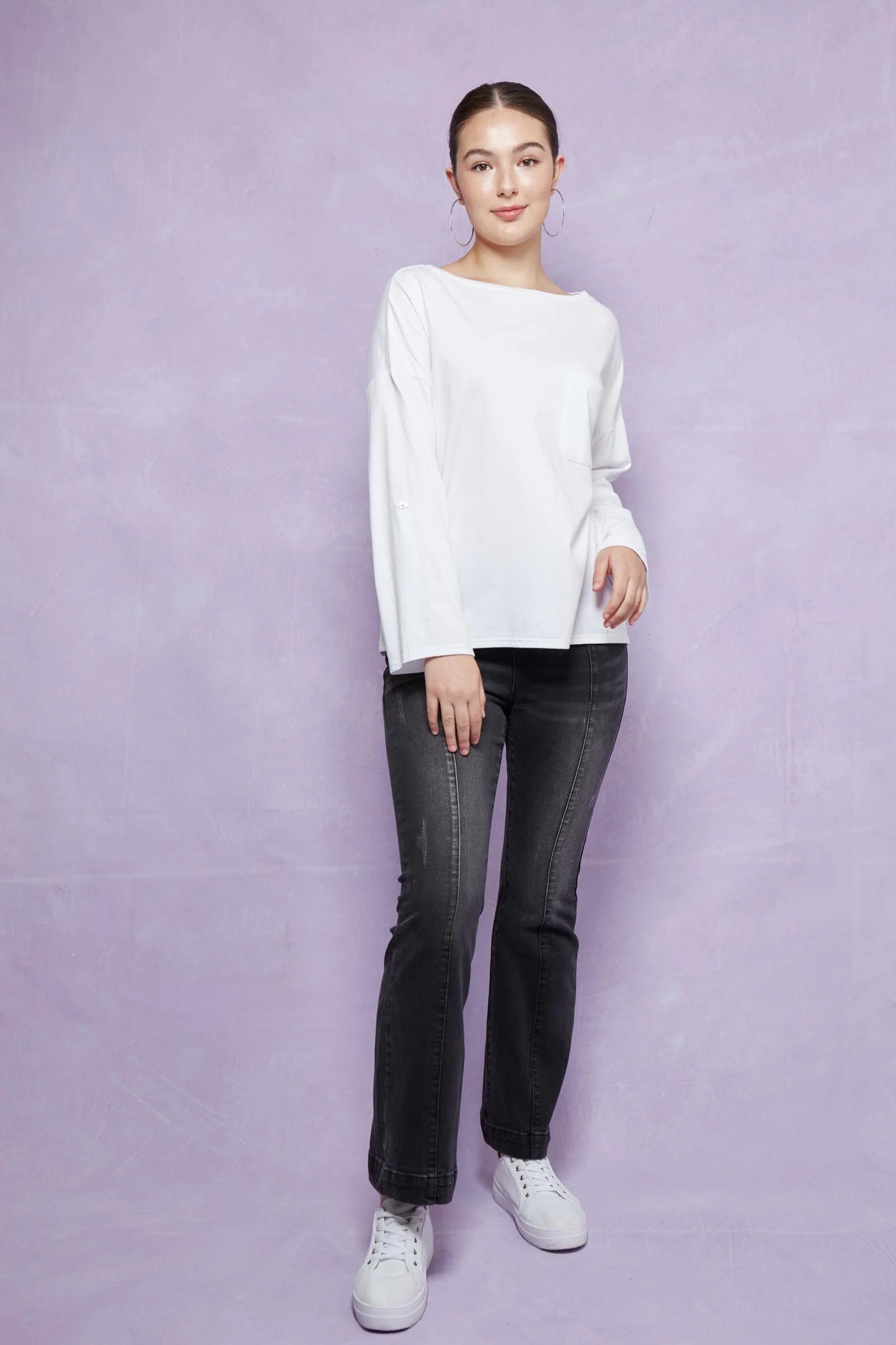 Malala Tshirt - Dove
