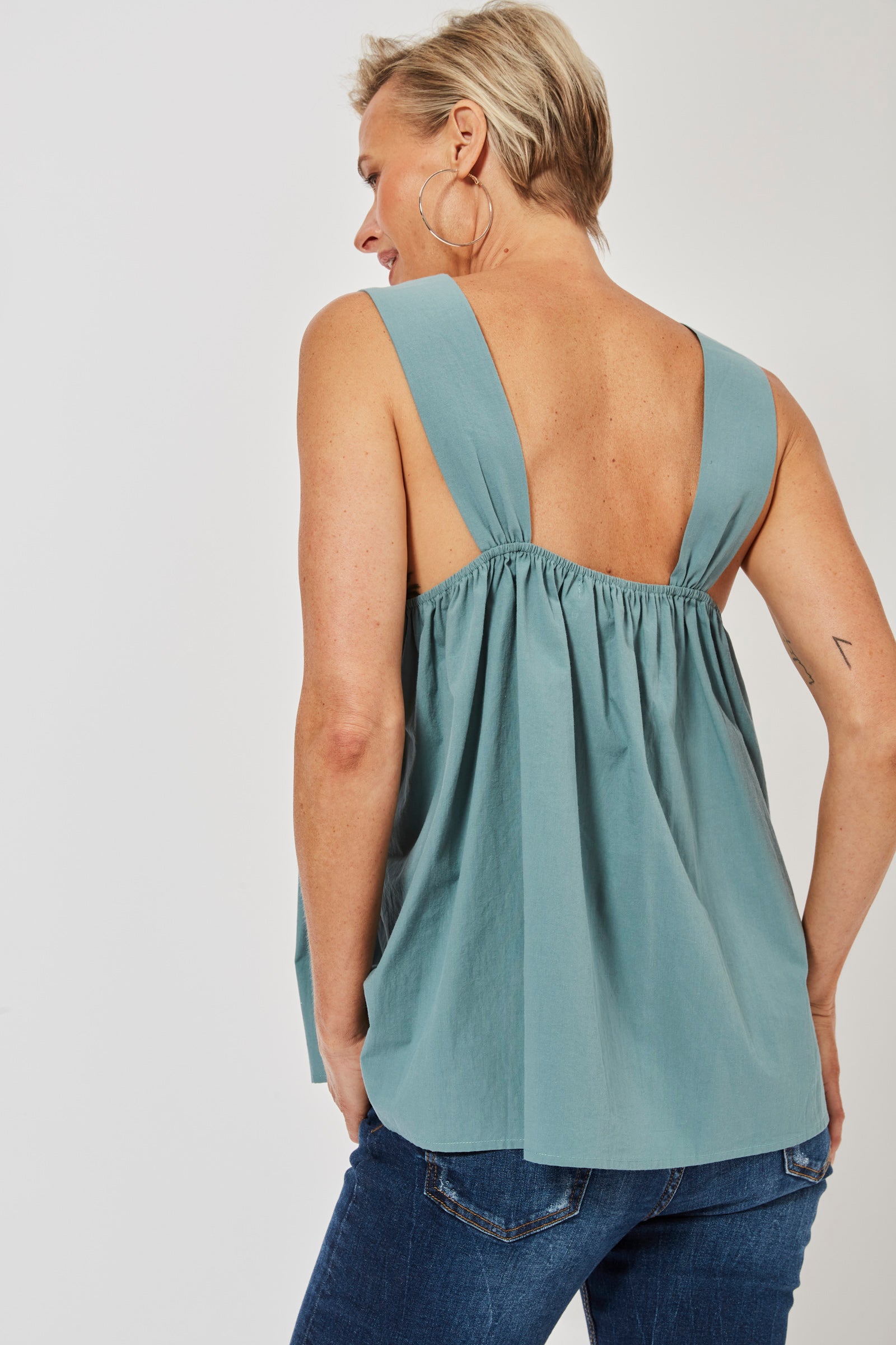 Salvador Tank - Mineral