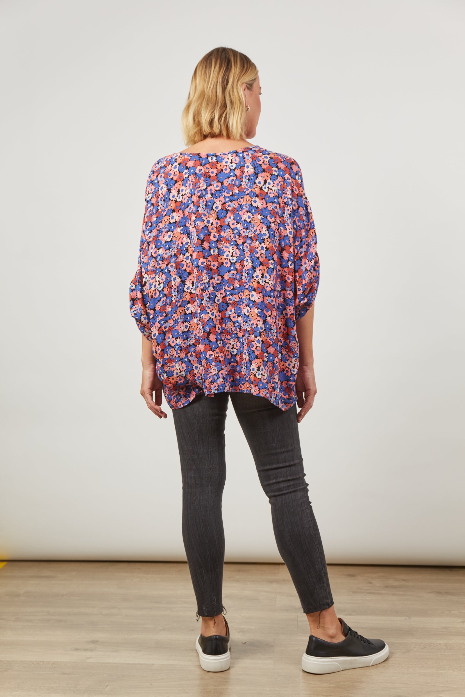 Euphoria Button Top - Azure Bloom