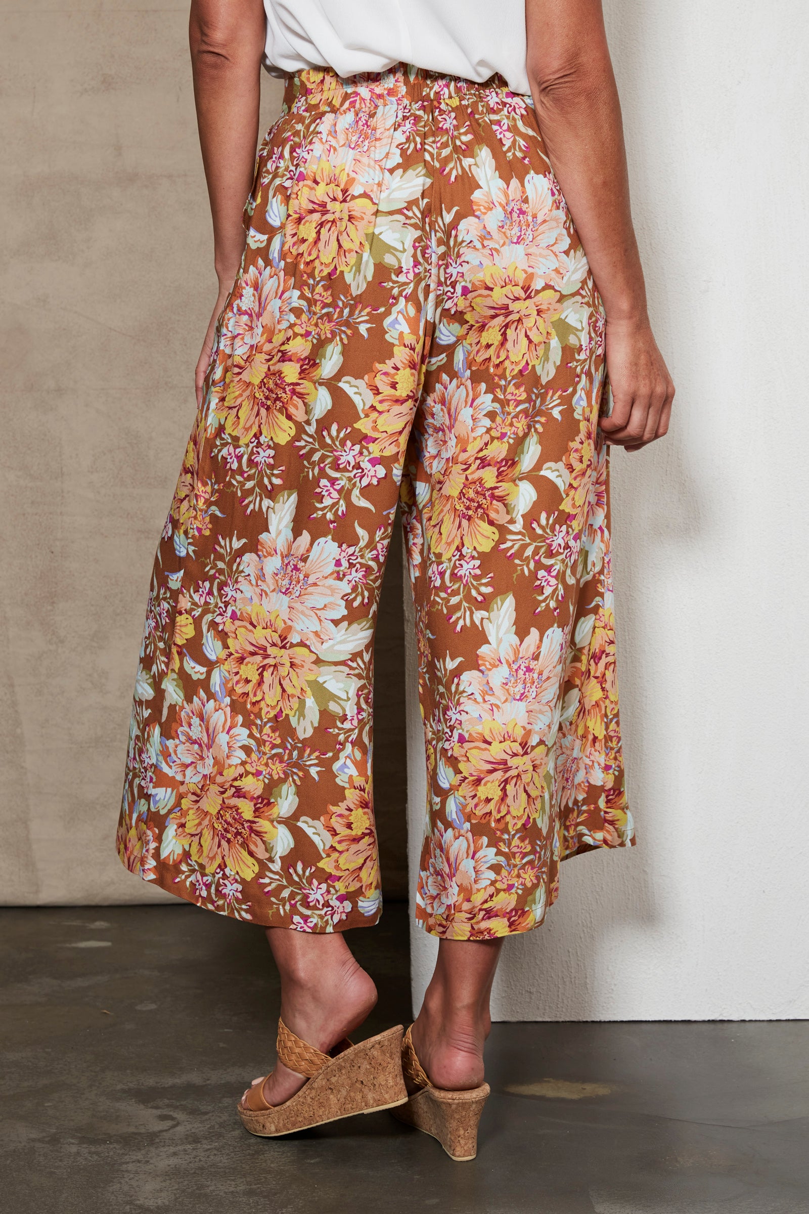 Plumeria Pant - Clay Jardin