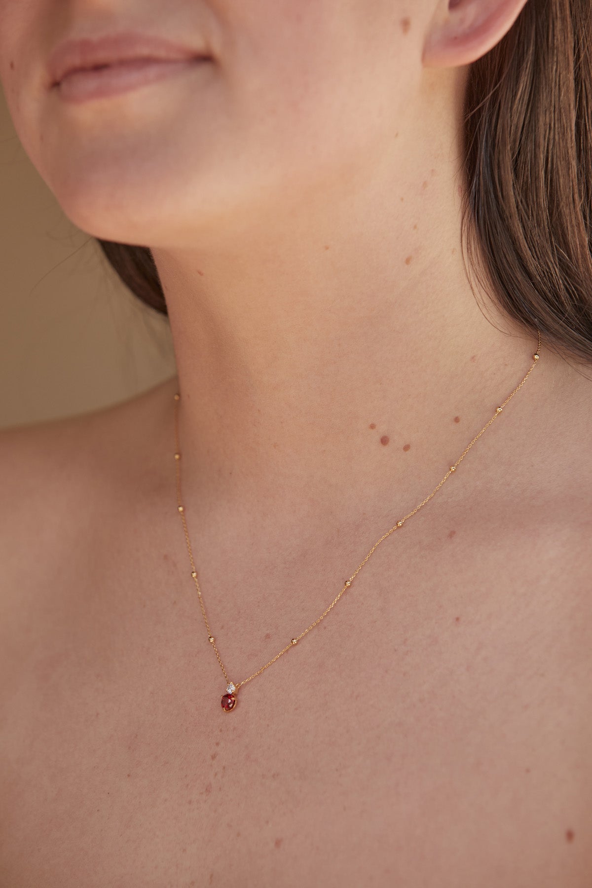 Instinctive Necklace - Garnet