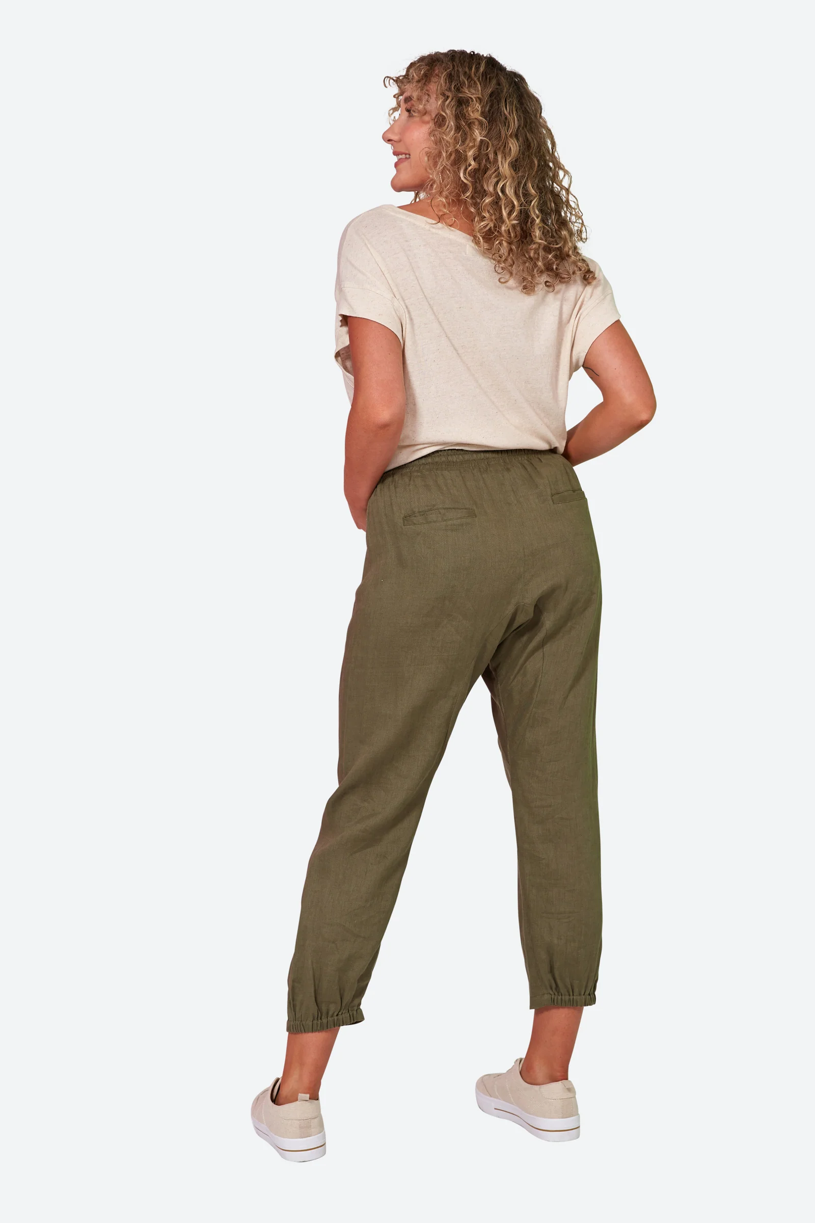 Studio Relaxed Pant - Khaki
