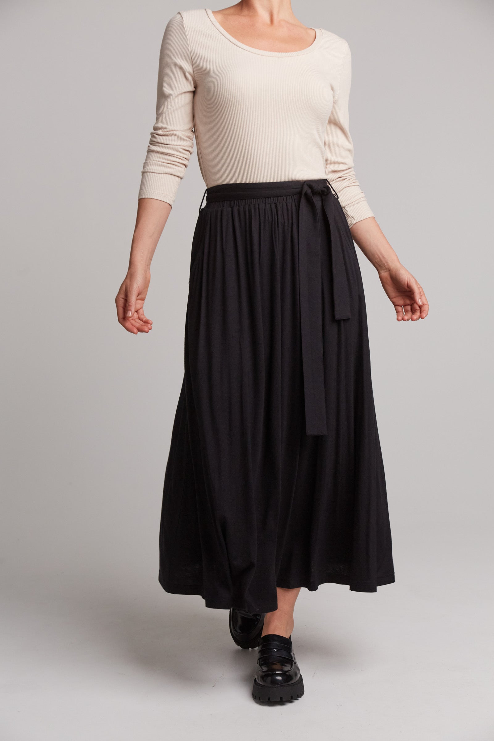 Studio Jersey Tie Skirt - Ebony