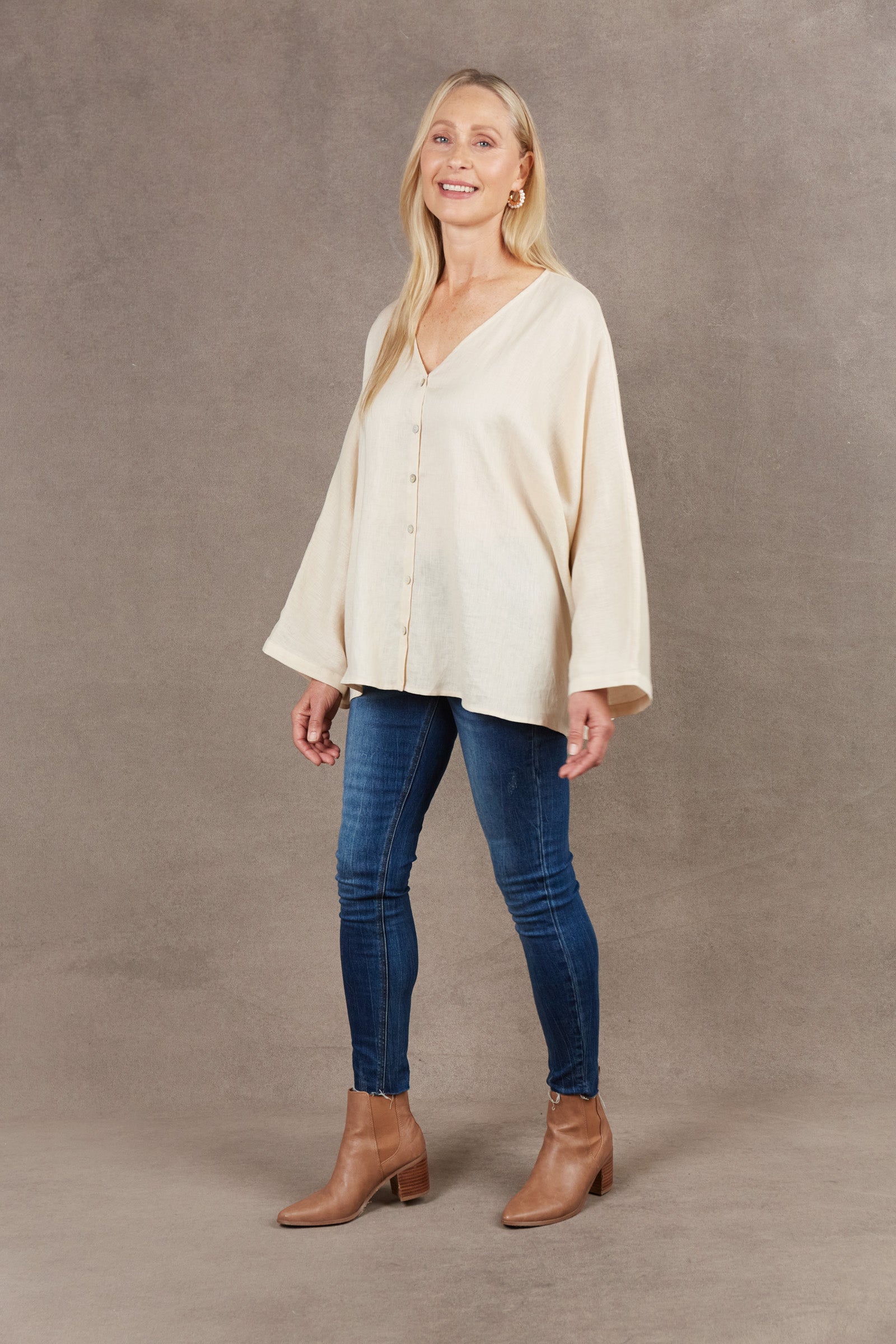 Nama Relax Top - Vanilla - eb&ive Clothing - Top L/S Linen One Size