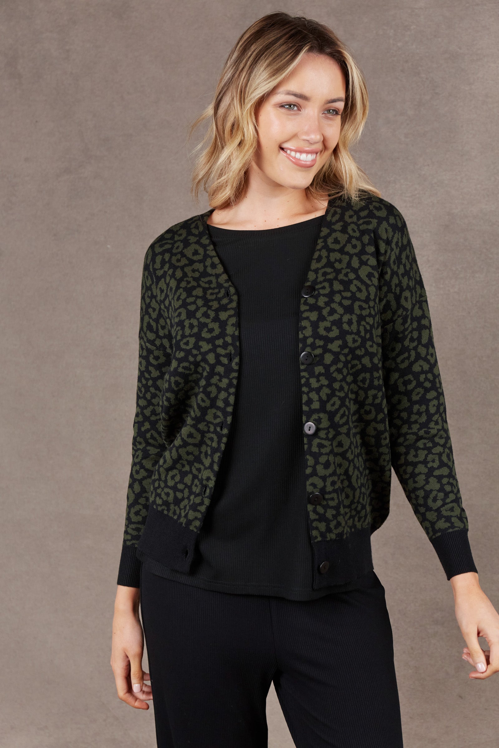 Pilbara Cardigan - Olive - eb&ive Clothing - Knit Cardigan Short