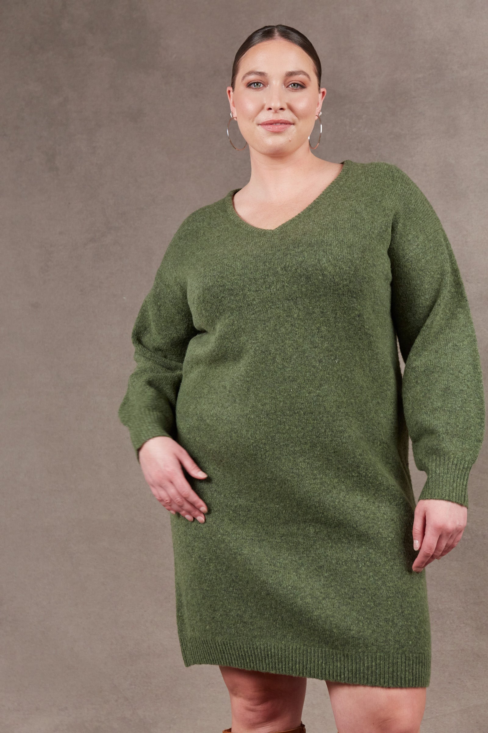 Paarl Midi Knit - Moss - eb&ive Clothing - Knit Jumper One Size