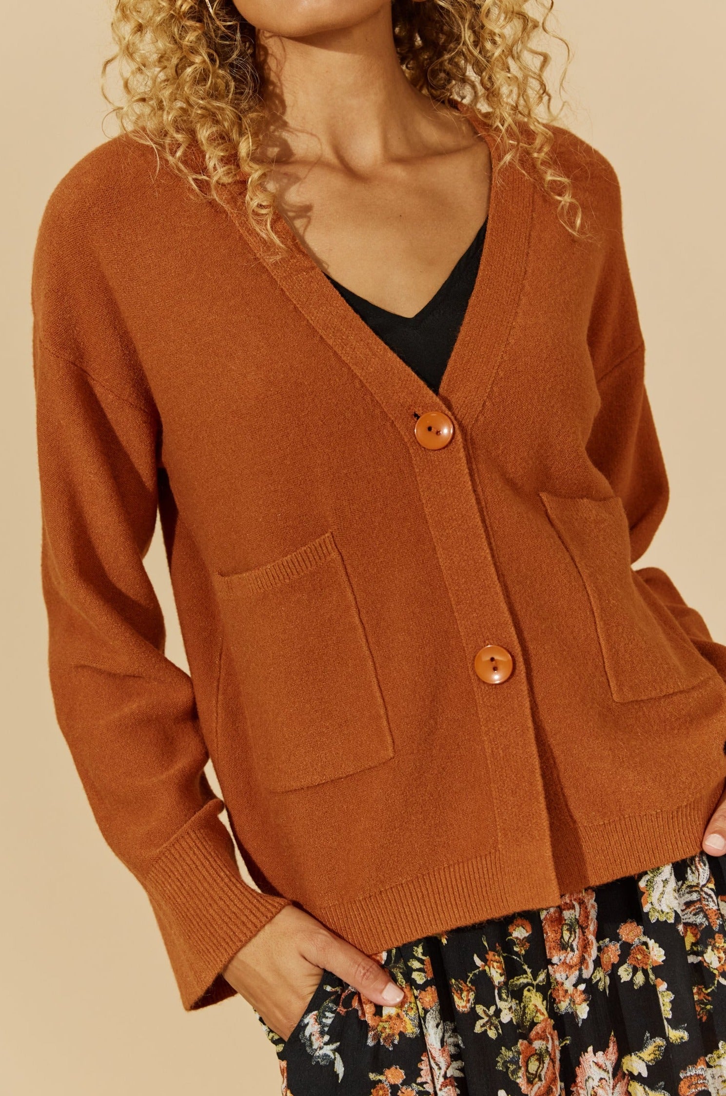 Virtue Cardigan - Rust - Isle of Mine Clothing - Knit Cardigan Short