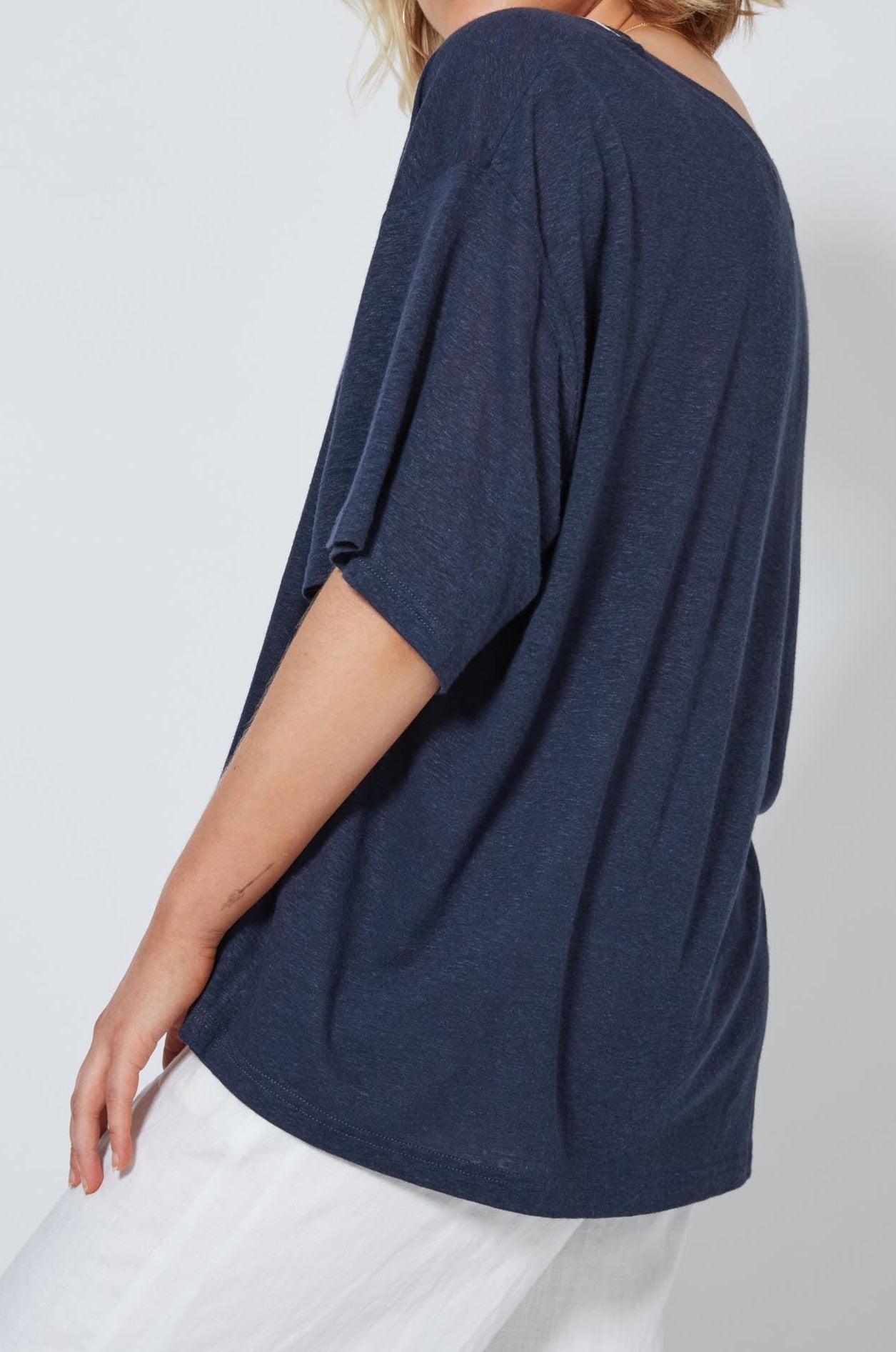 Sunda V Neck Tee - Indigo - Isle of Mine Clothing - Top Tshirt S/S Linen