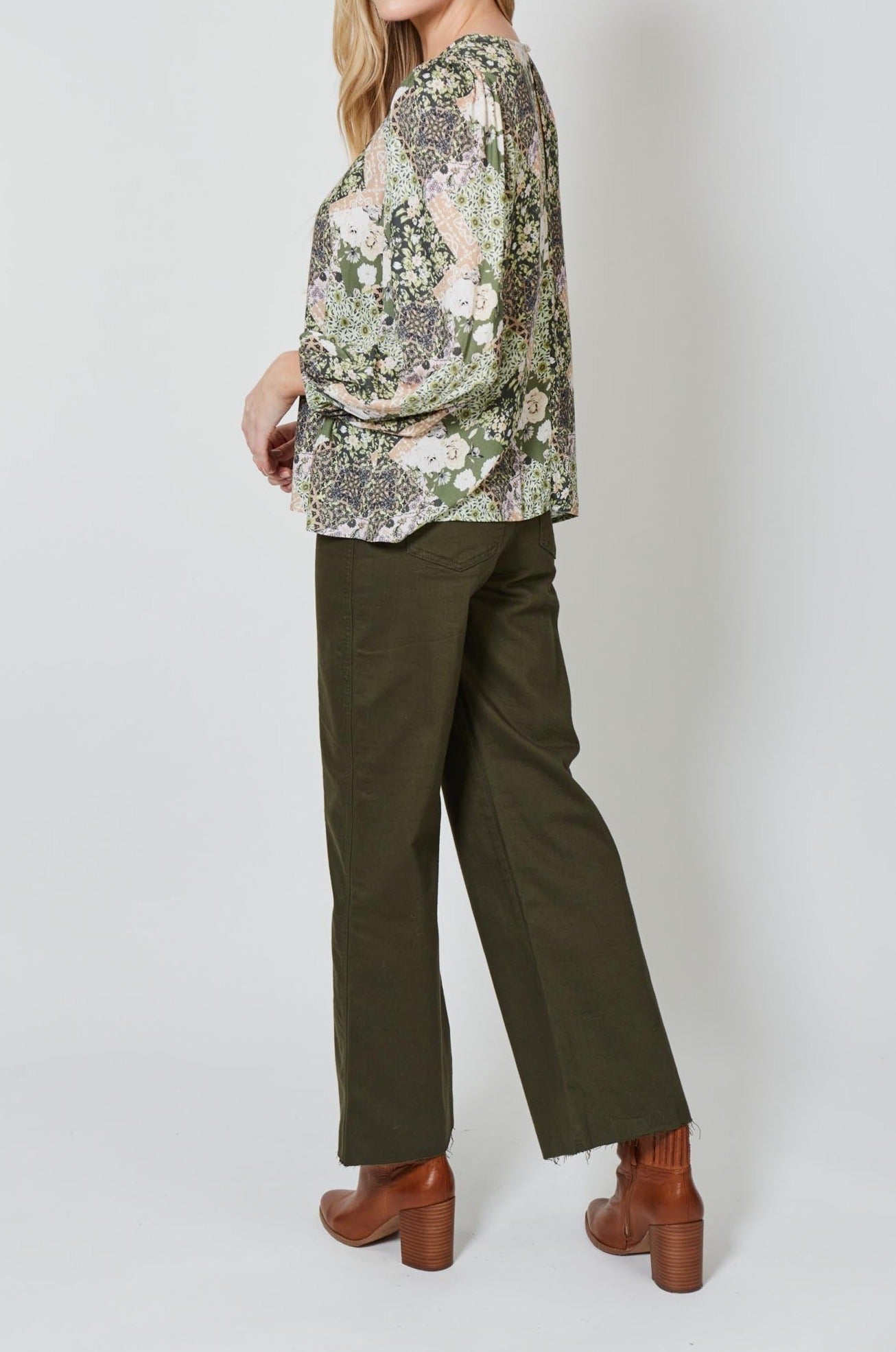 Coppola V Blouse - Evergreen Muse - Isle of Mine Clothing - Top L/S