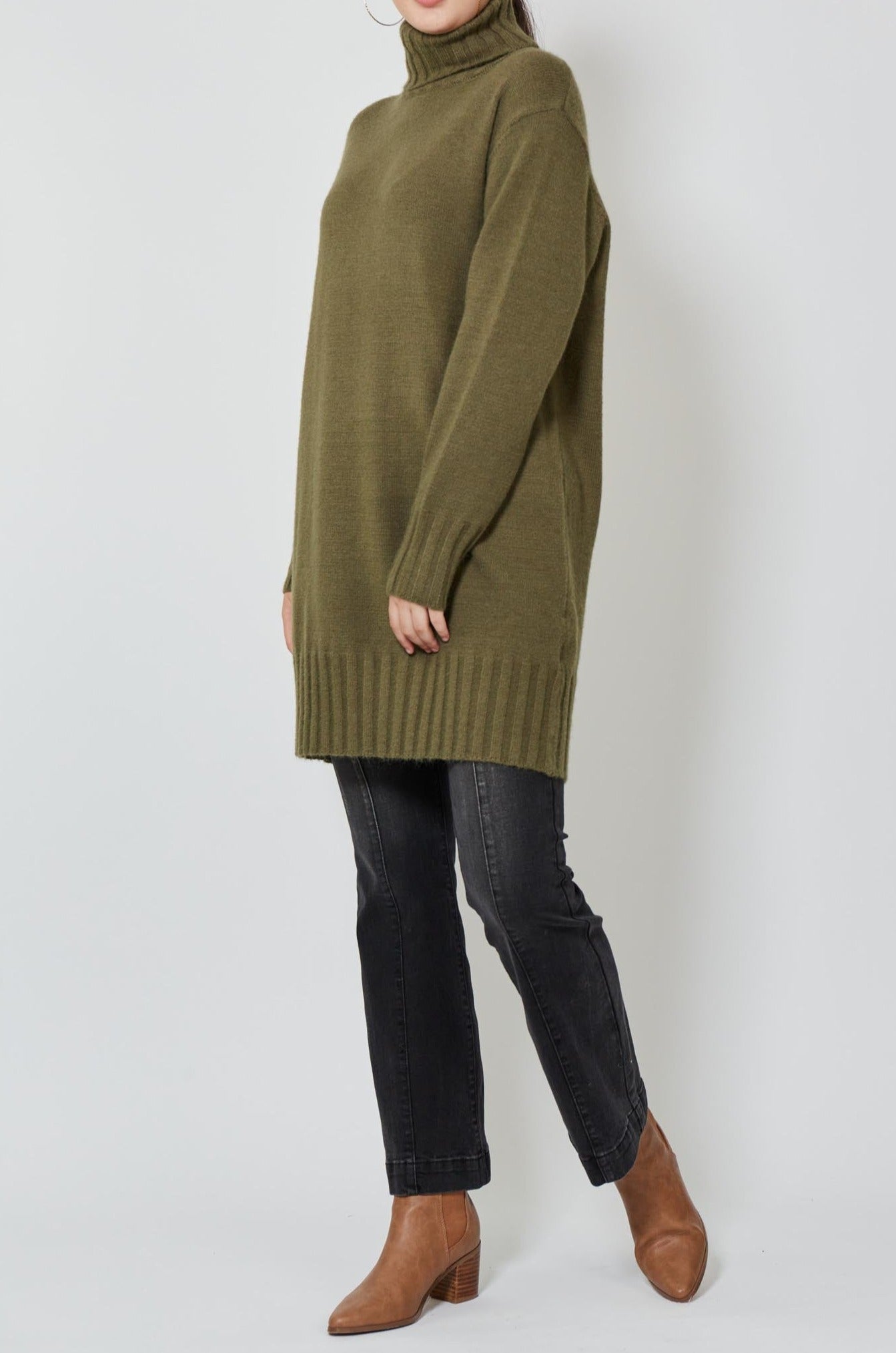 Garland Oversized Jumper - Moss - Isle of Mine Clothing - Knit Jumper One Size