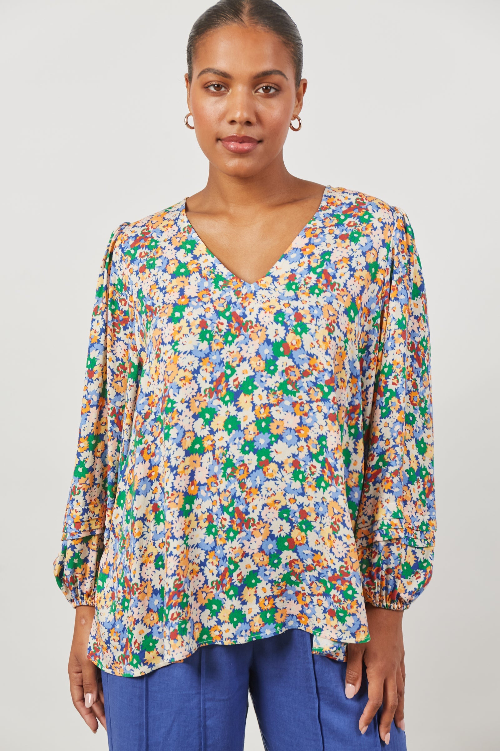 Euphoria V Blouse - Meadow Bloom - Isle of Mine Clothing - Top L/S Dressy