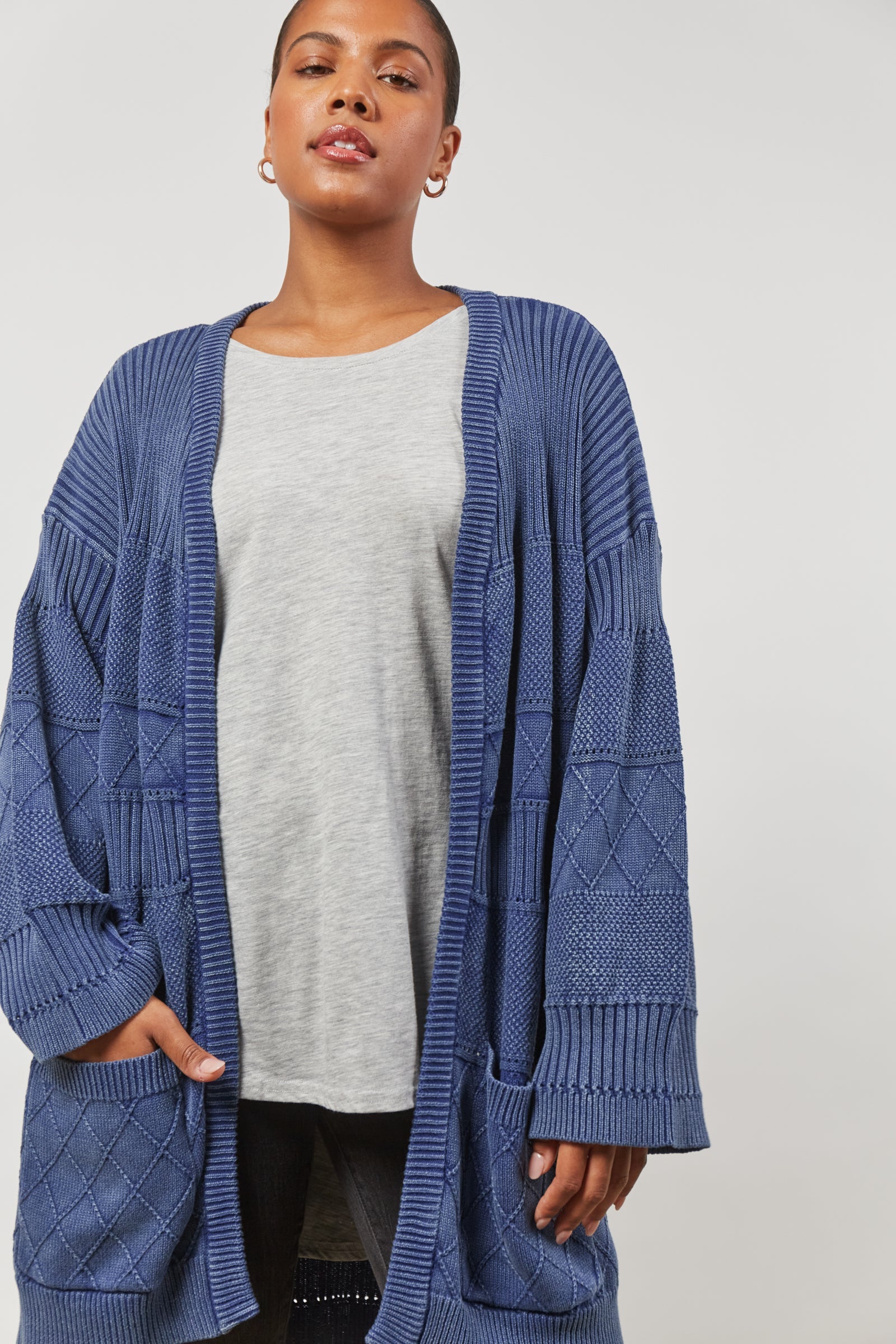 Metro Cardigan - Azure - Isle of Mine Clothing - Knit Cardigan Long One Size