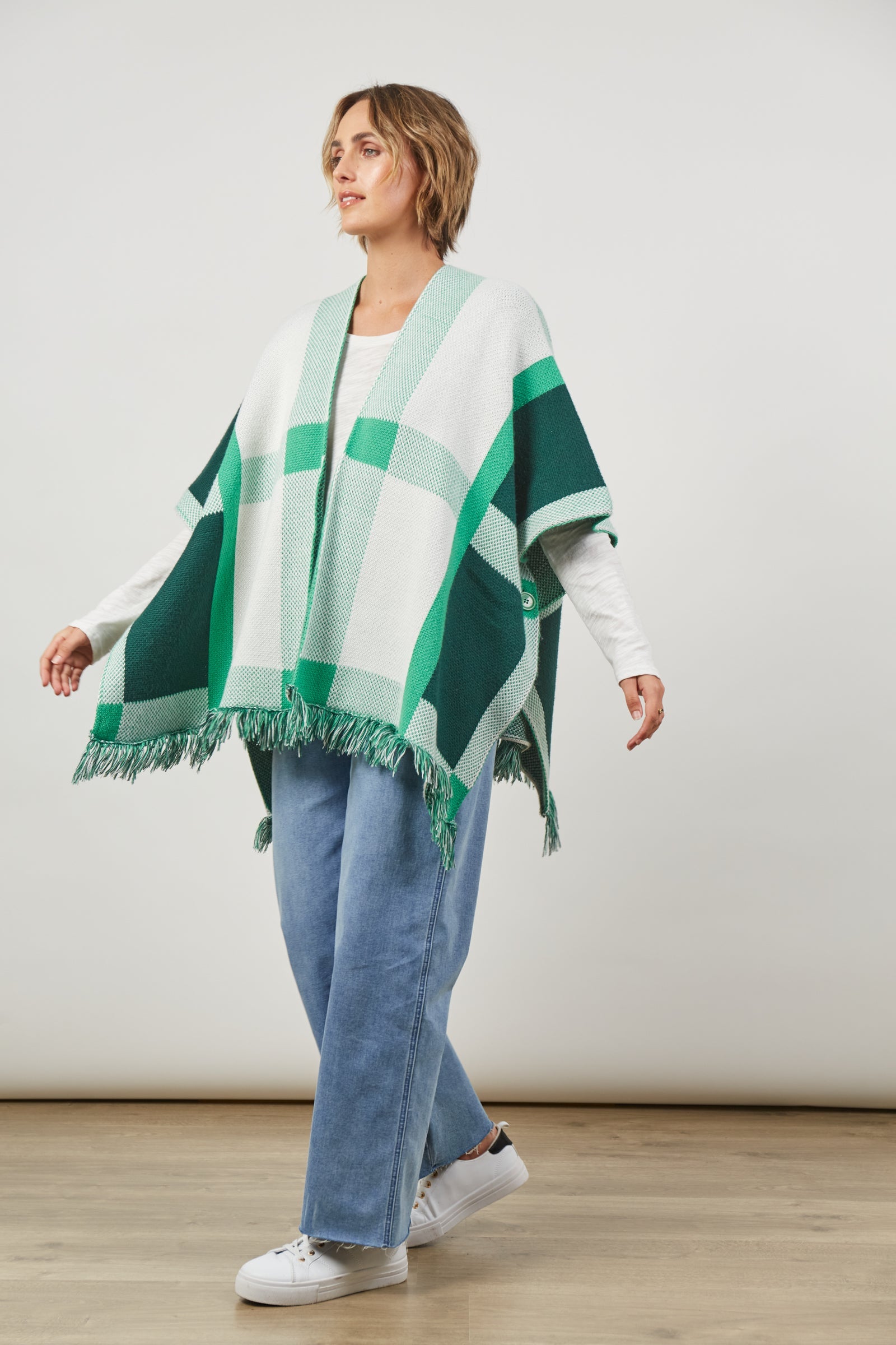 Vista Cape - Meadow - Isle of Mine Clothing - Knit Cape One Size