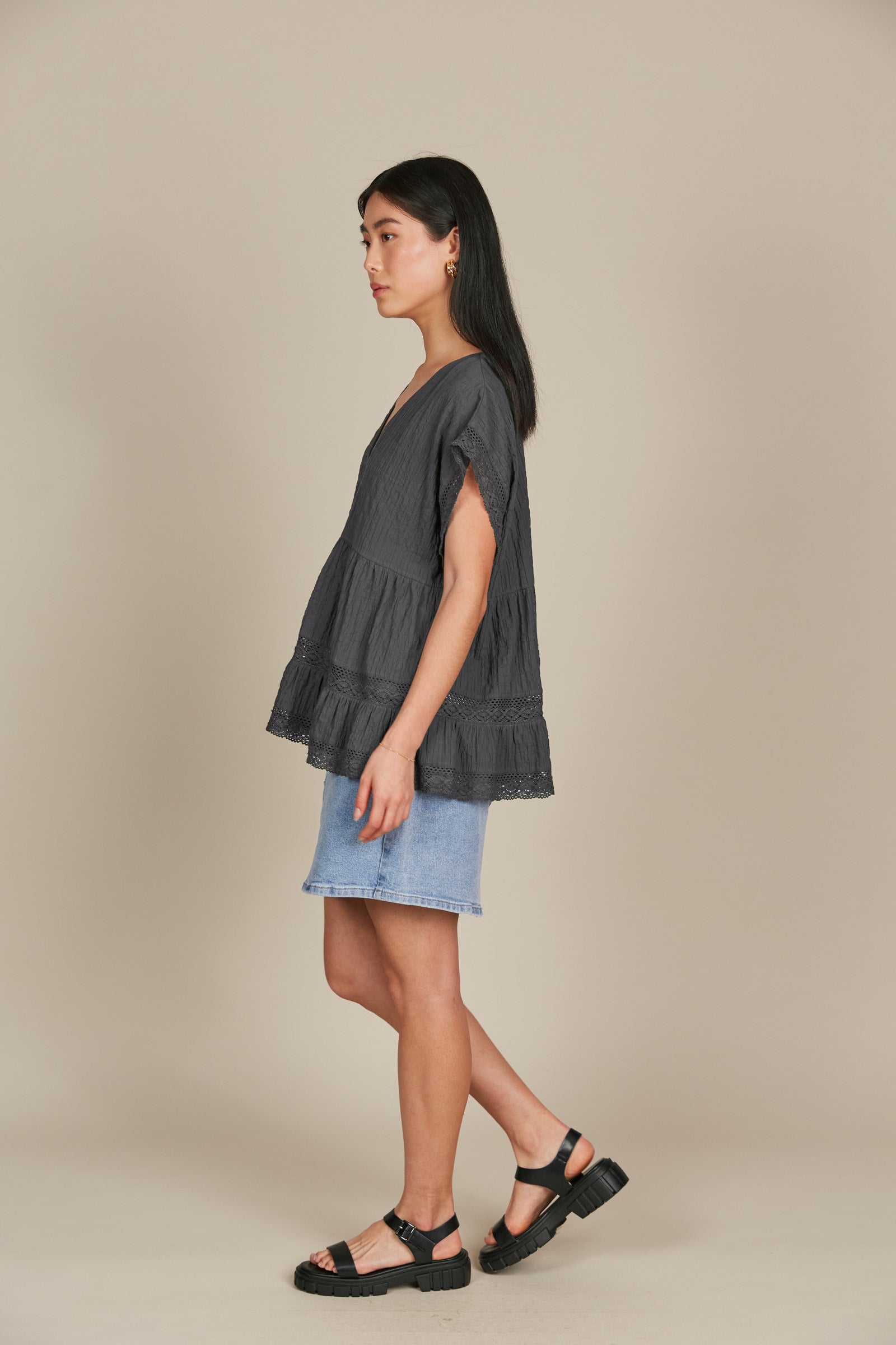 Fleur VNeck Top - Graphite
