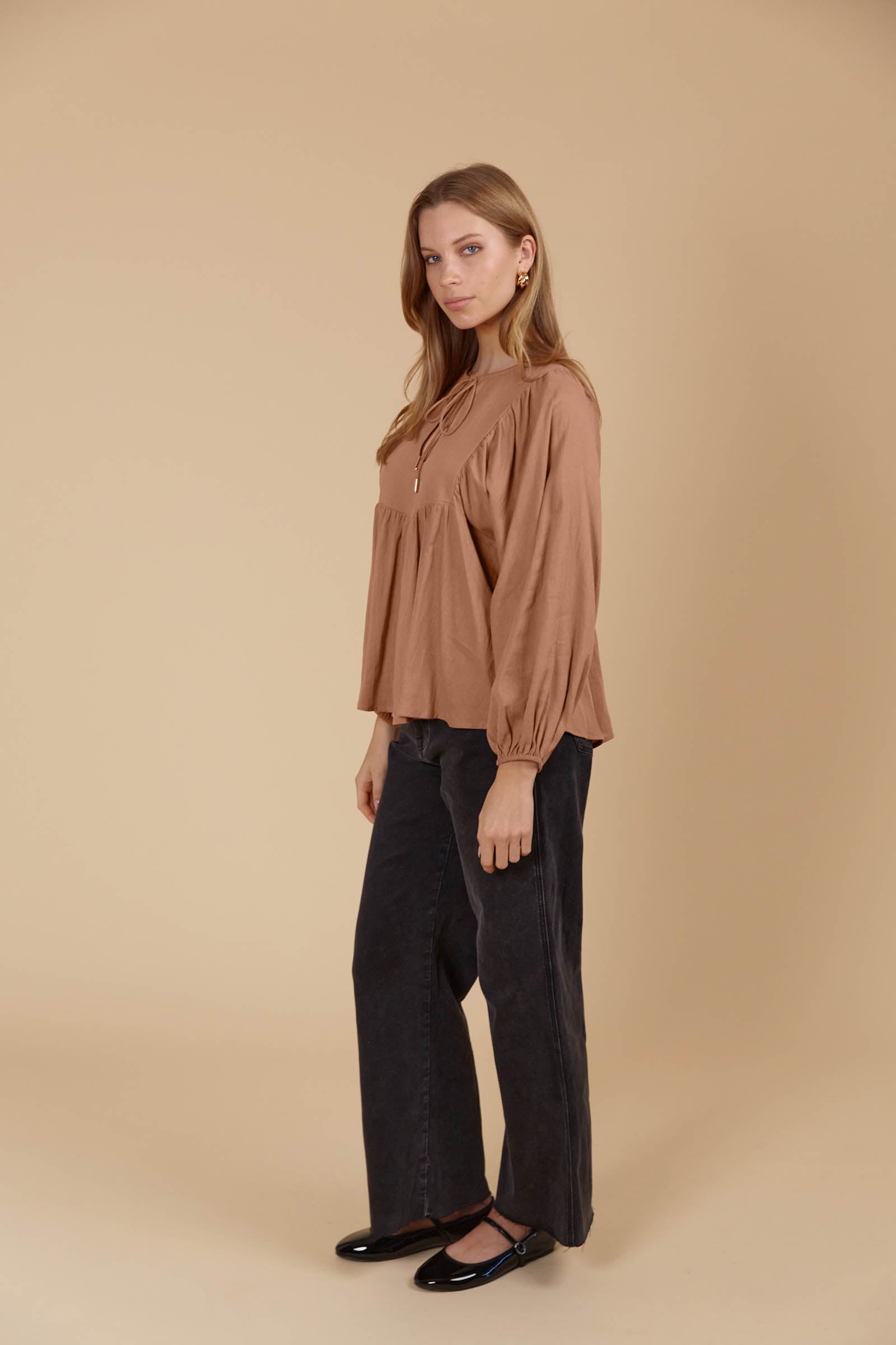 Venus Blouse - Toffee