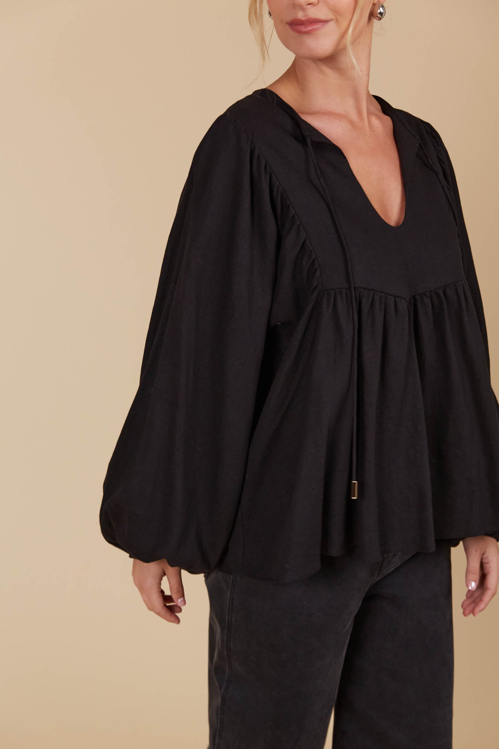 Venus Blouse - Onyx