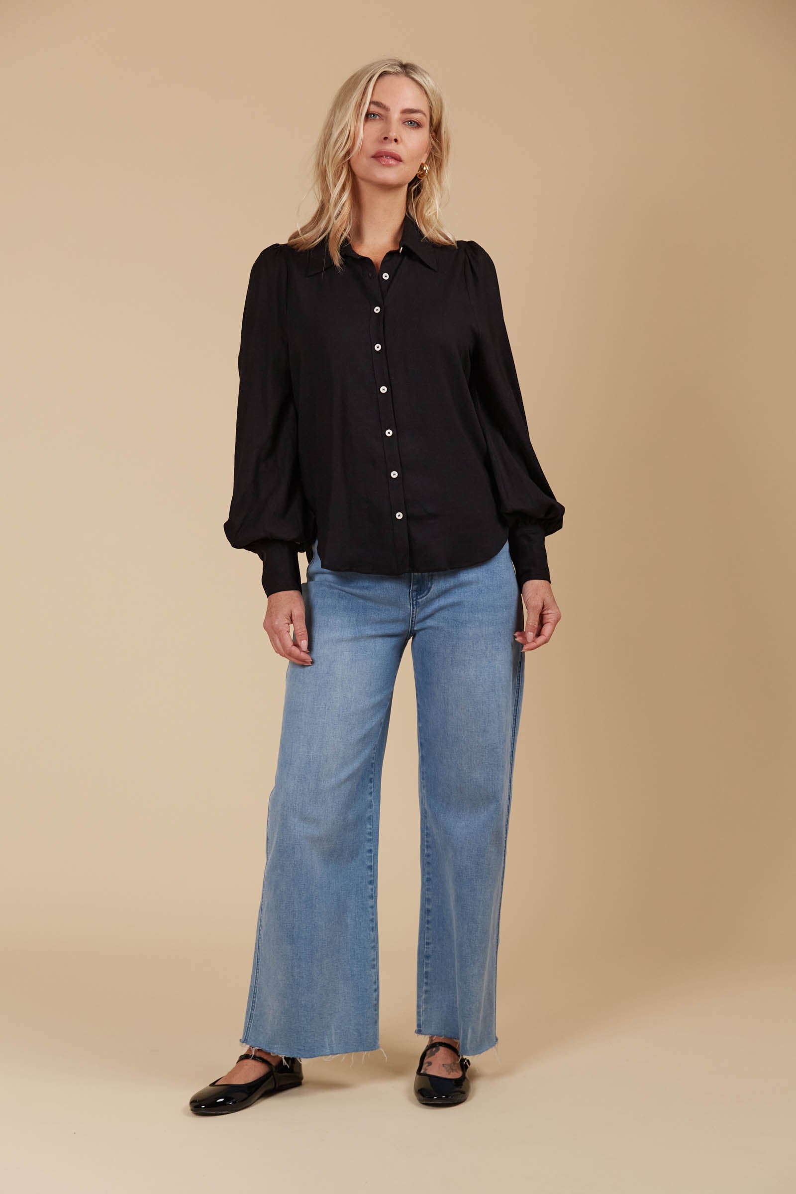 Venus Shirt - Onyx