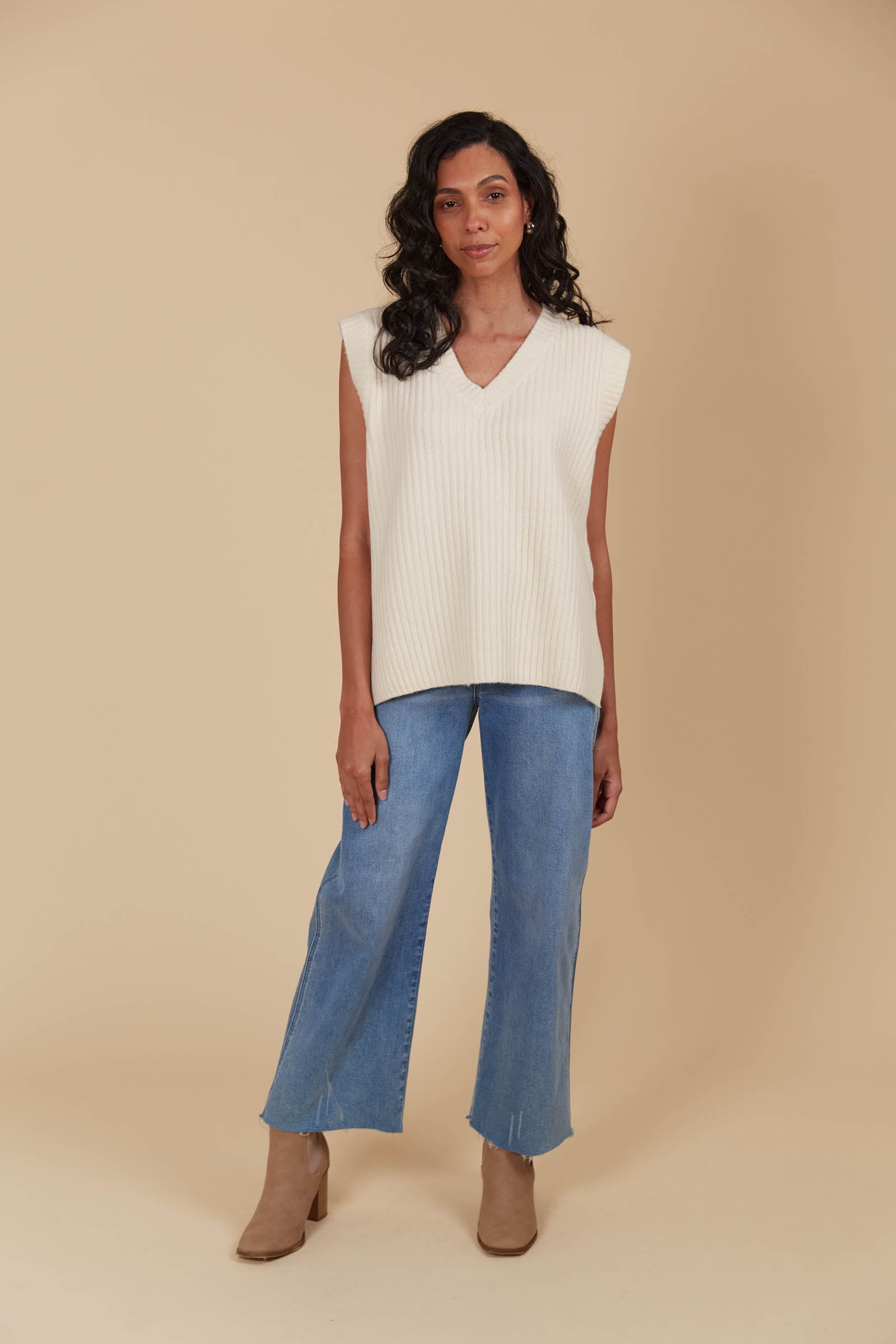 Miru Knit Vest - Canvas