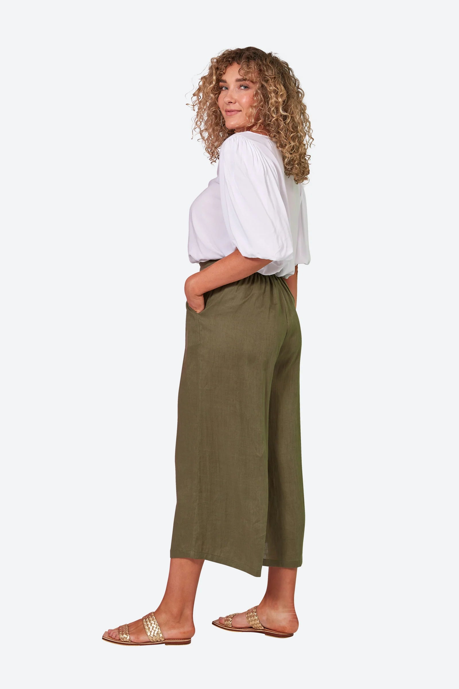 Studio Crop Pant - Khaki