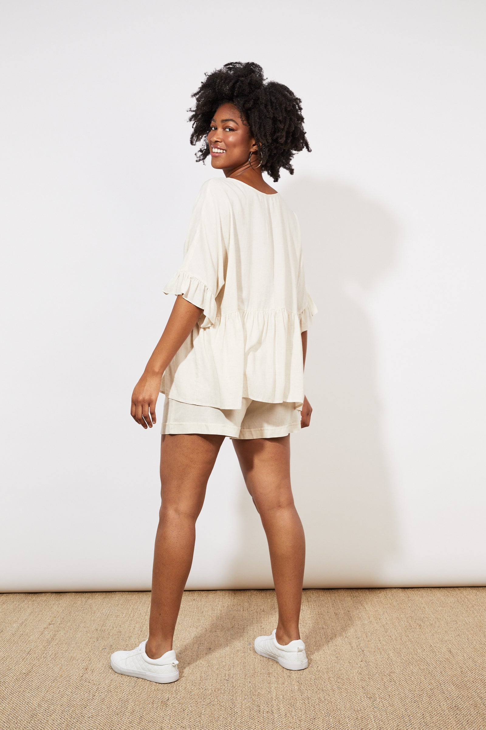 Tanna Relax Top - Sand - The Haven Co