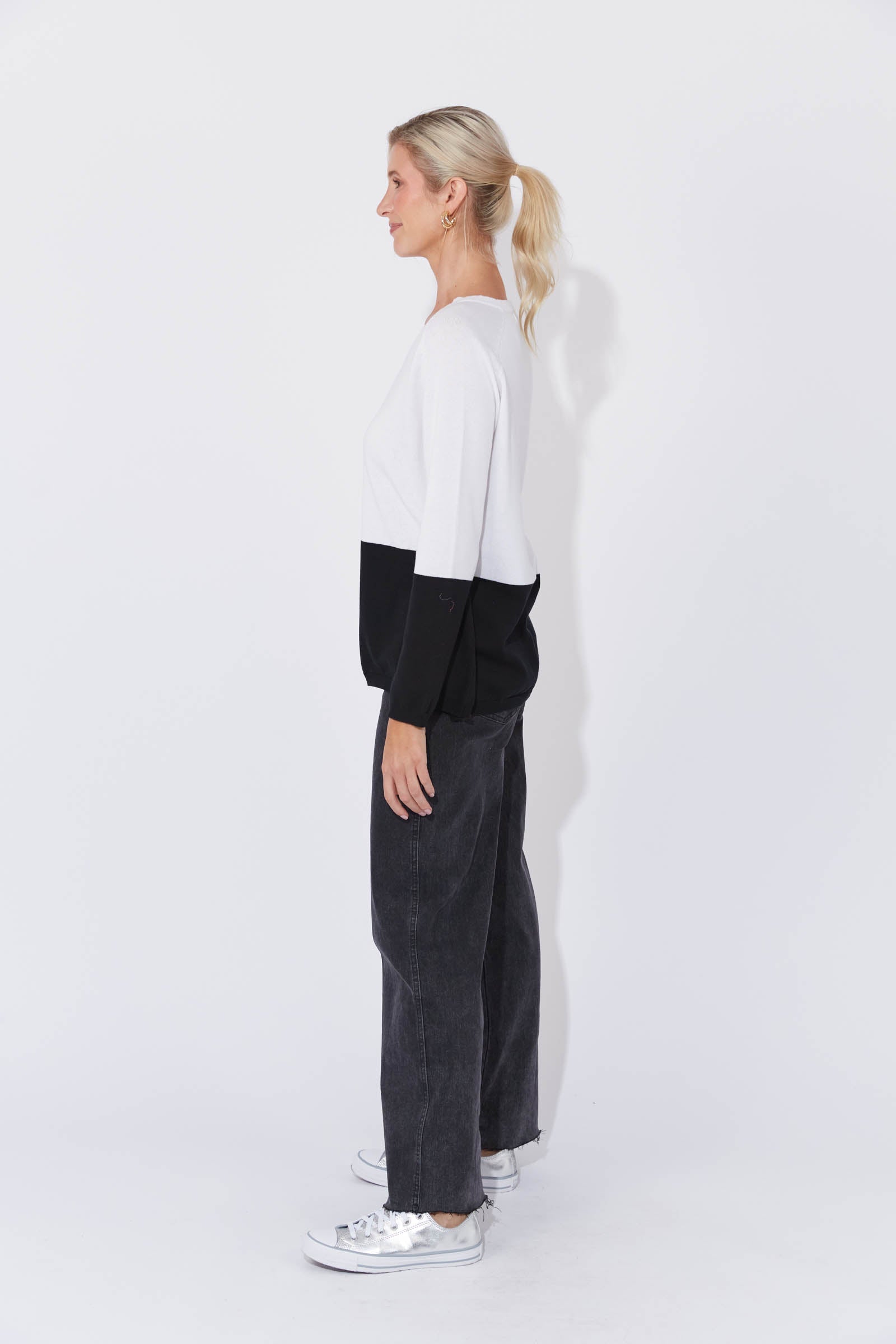Casablanca Block Knit - White/Kohl