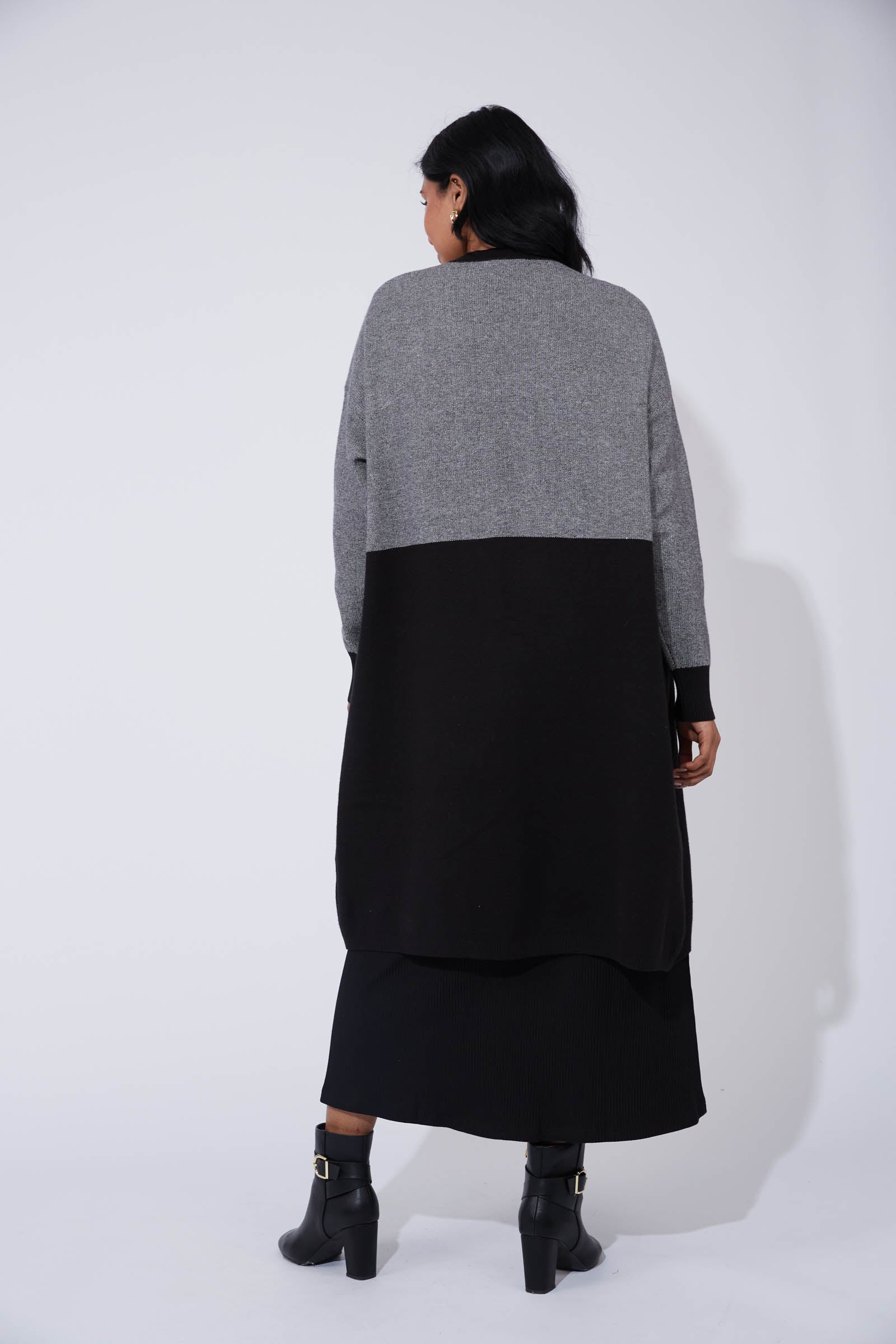Cyprus Cardigan - White/Kohl
