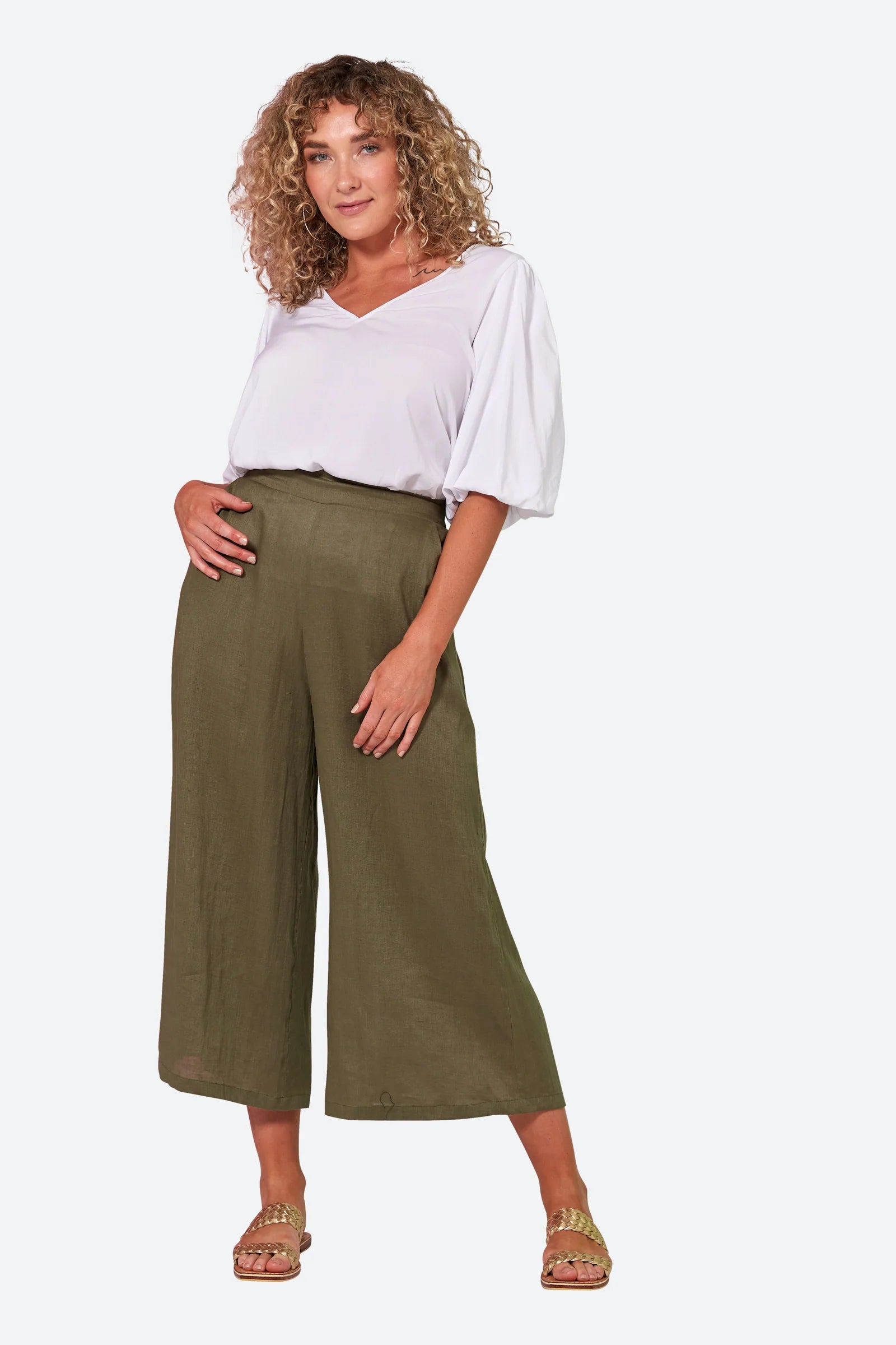 Studio Crop Pant - Khaki